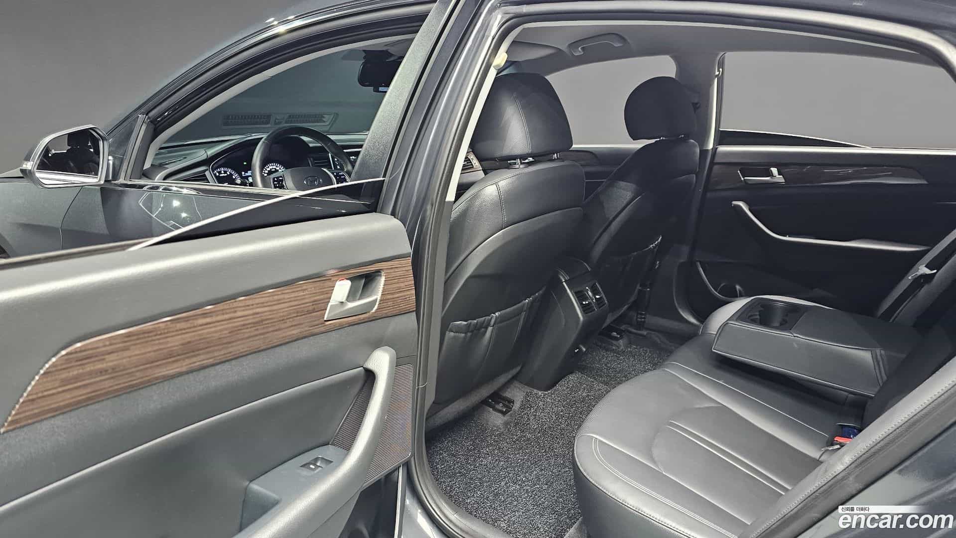 Sonata Hyundai 2019.1-OPTION-021