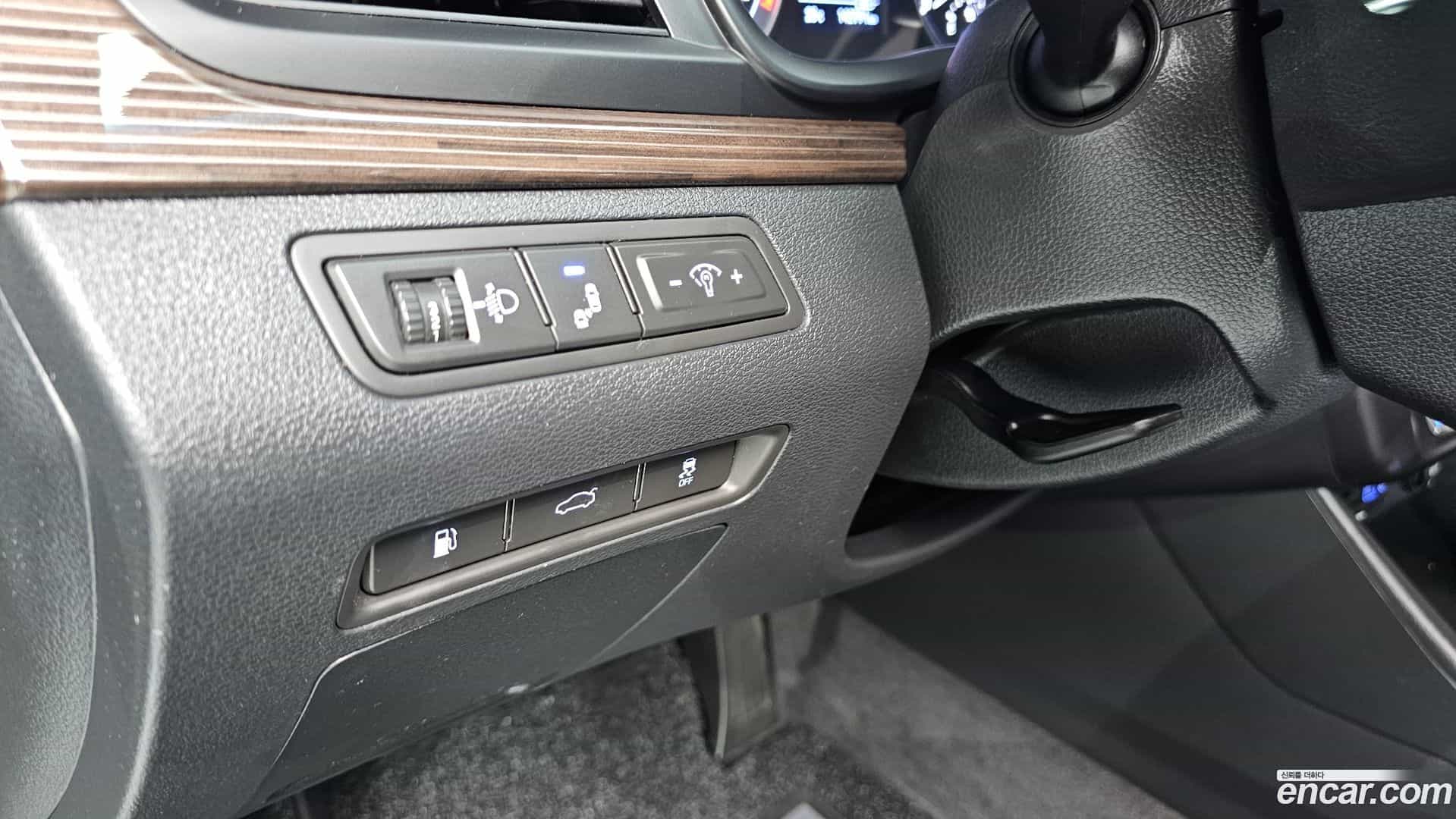 Sonata Hyundai 2019.1-OPTION-043