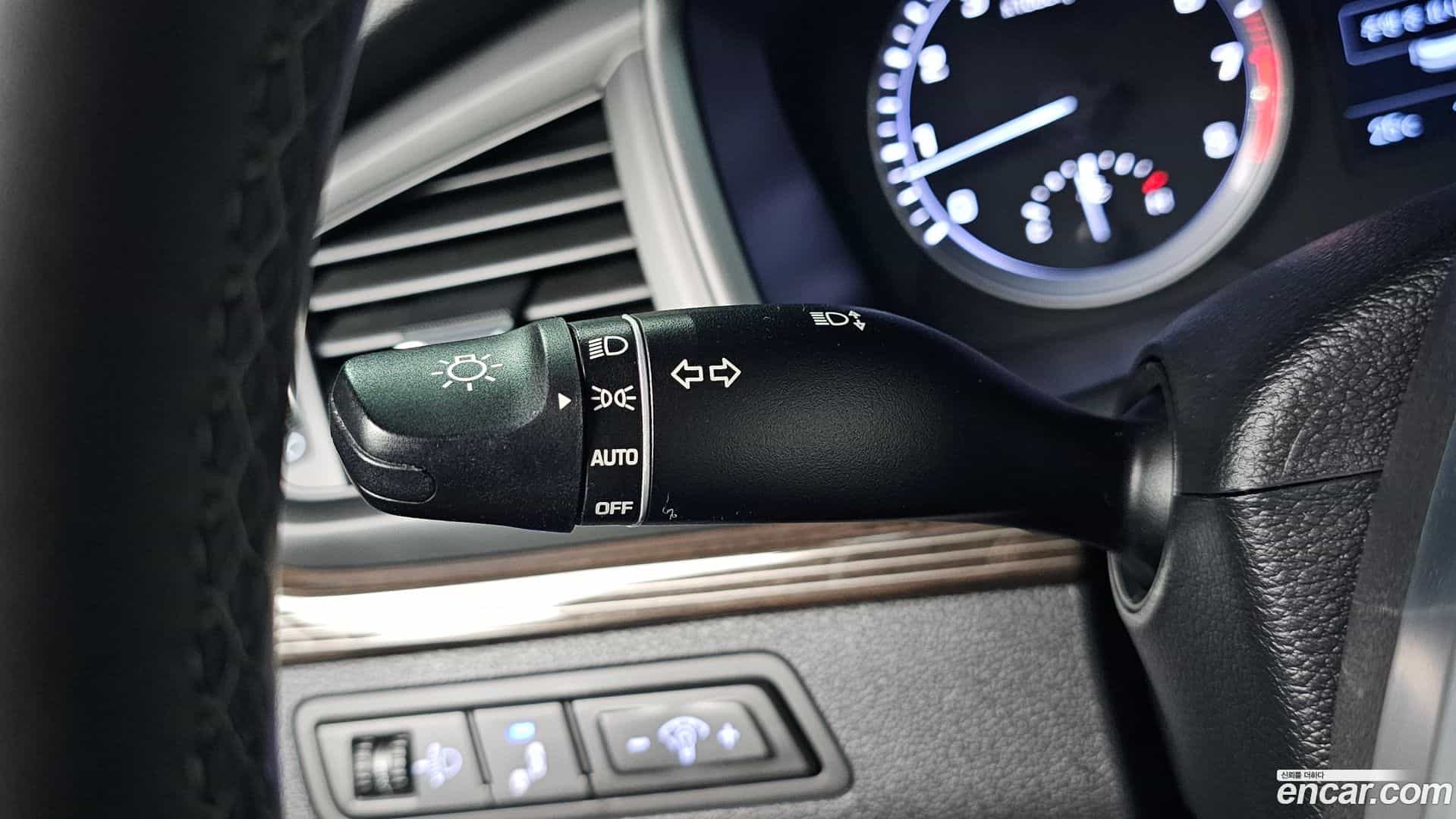 Sonata Hyundai 2019.1-OPTION-044