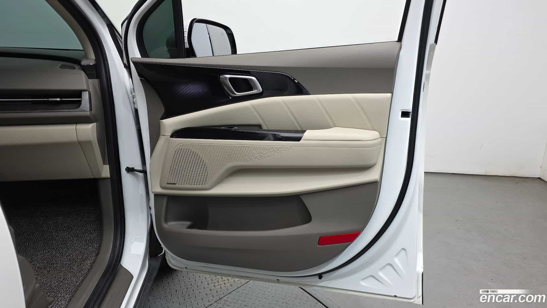 Canival Kia 2022.5-INNER-035