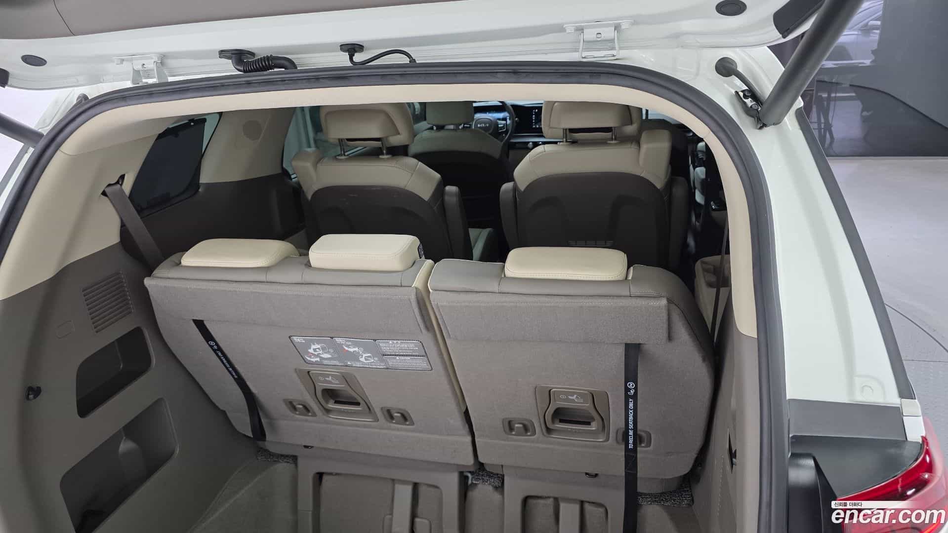 Canival Kia 2022.5-OPTION-043