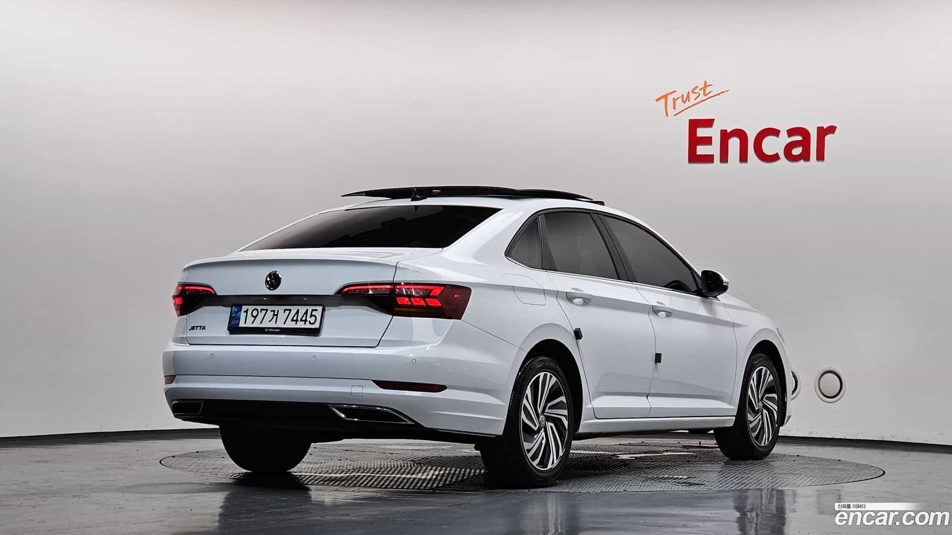 Jetta Volkswagen 2021.5-OUTER-002