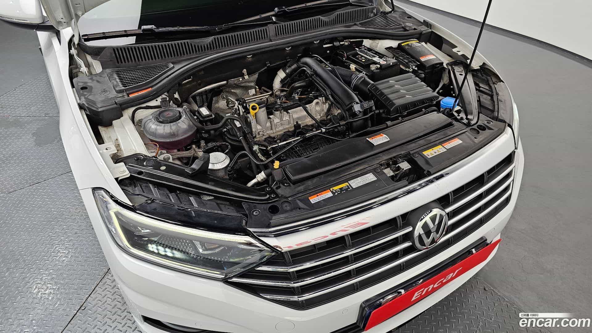 Jetta Volkswagen 2021.5-OUTER-006