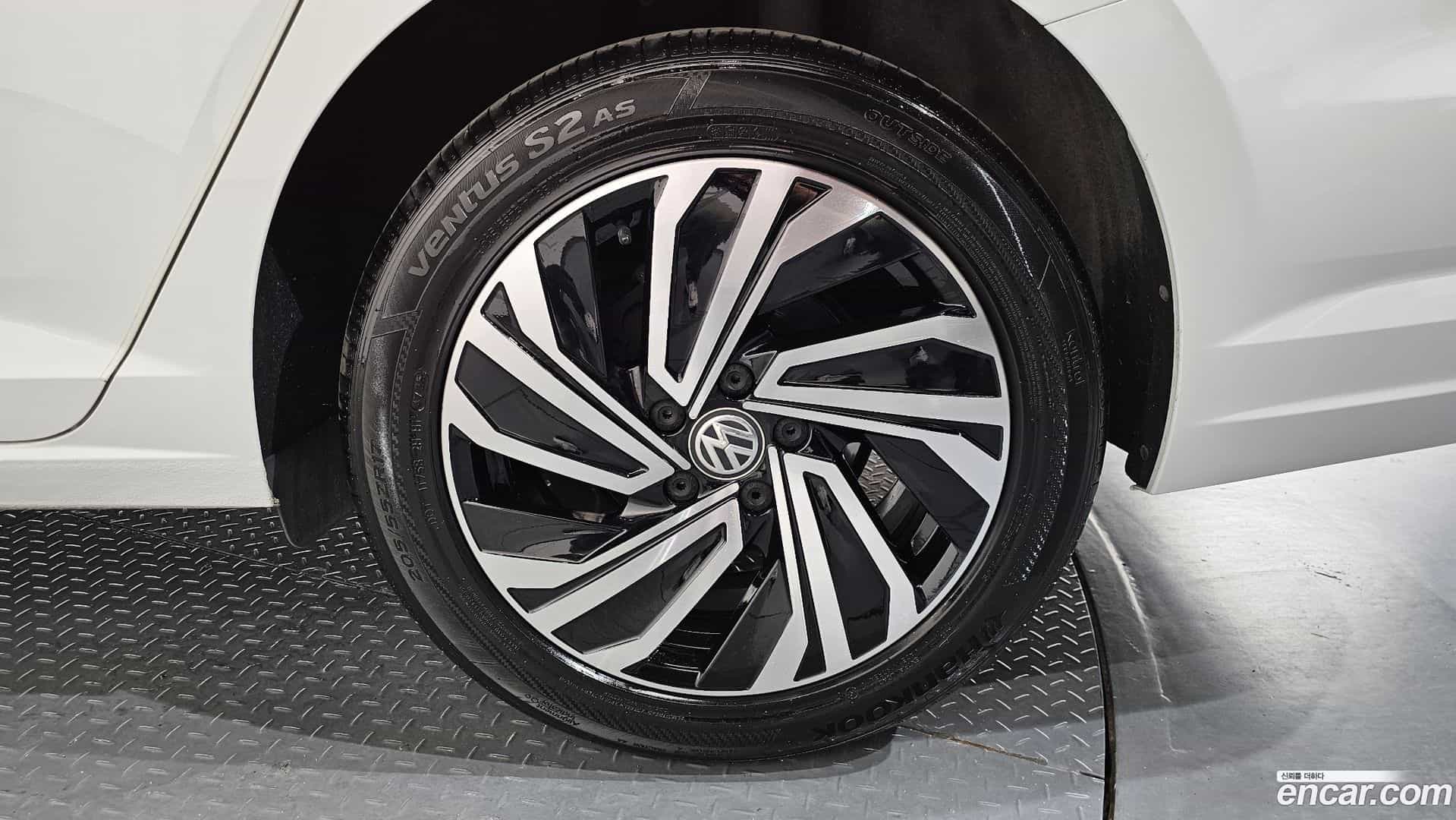 Jetta Volkswagen 2021.5-OUTER-031