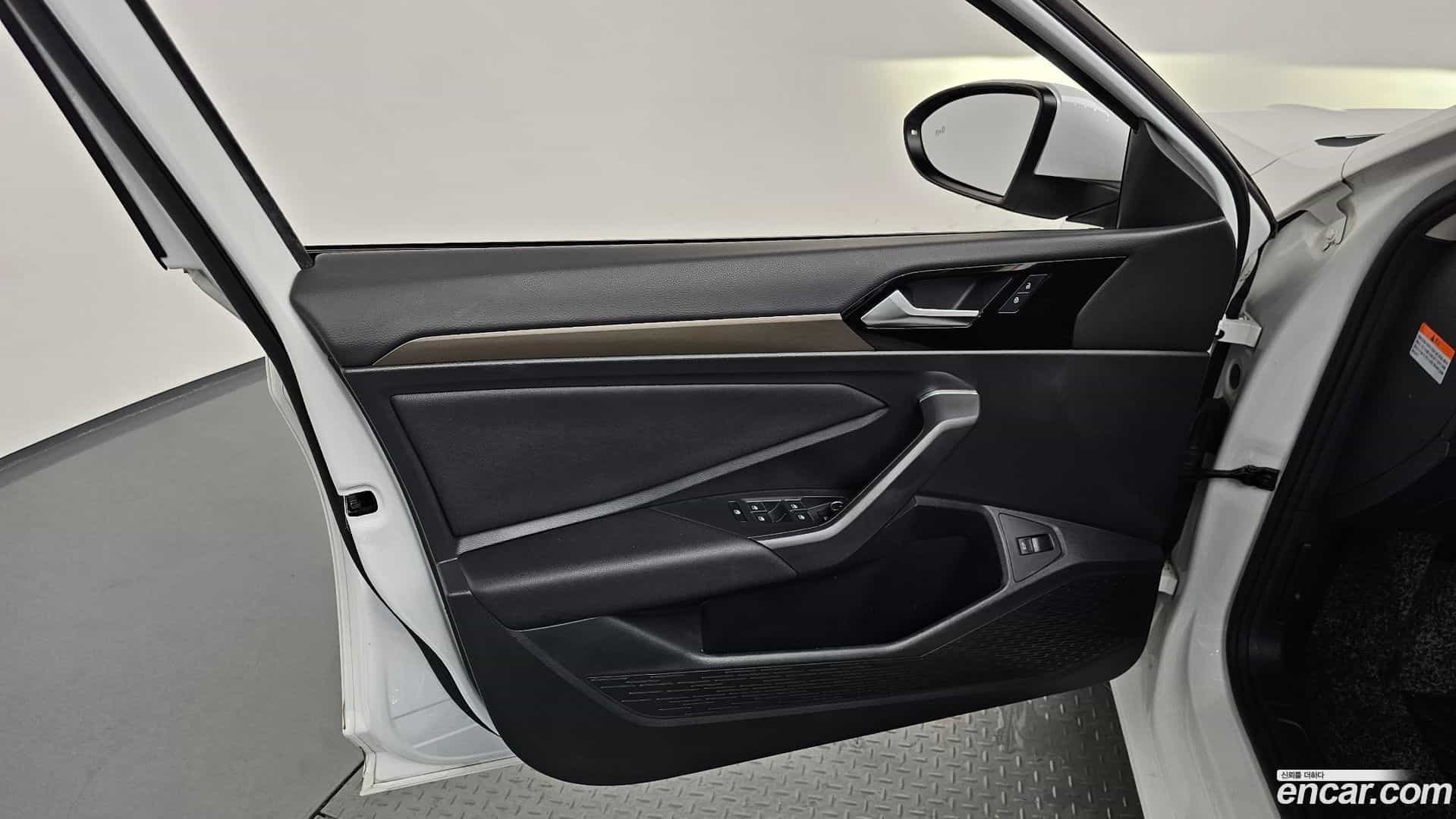 Jetta Volkswagen 2021.5-INNER-034