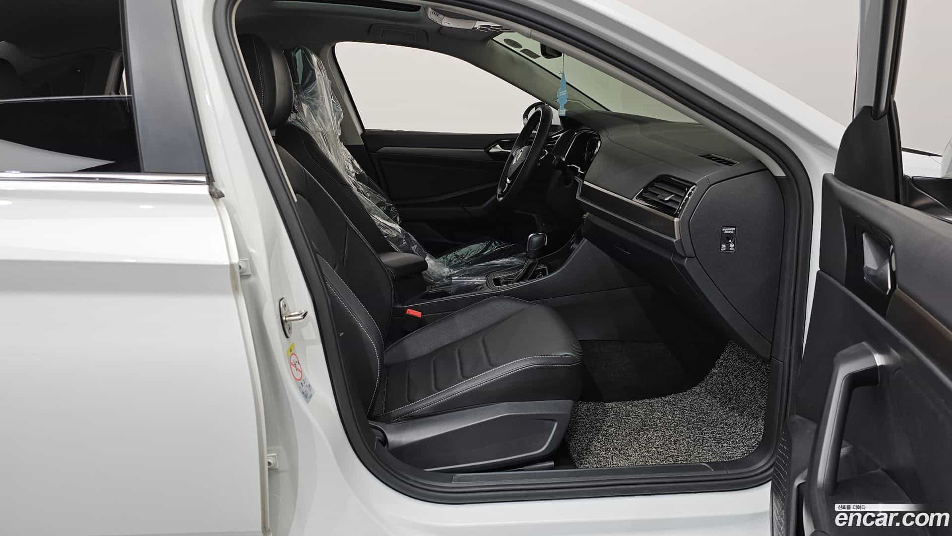 Jetta Volkswagen 2021.5-INNER-036