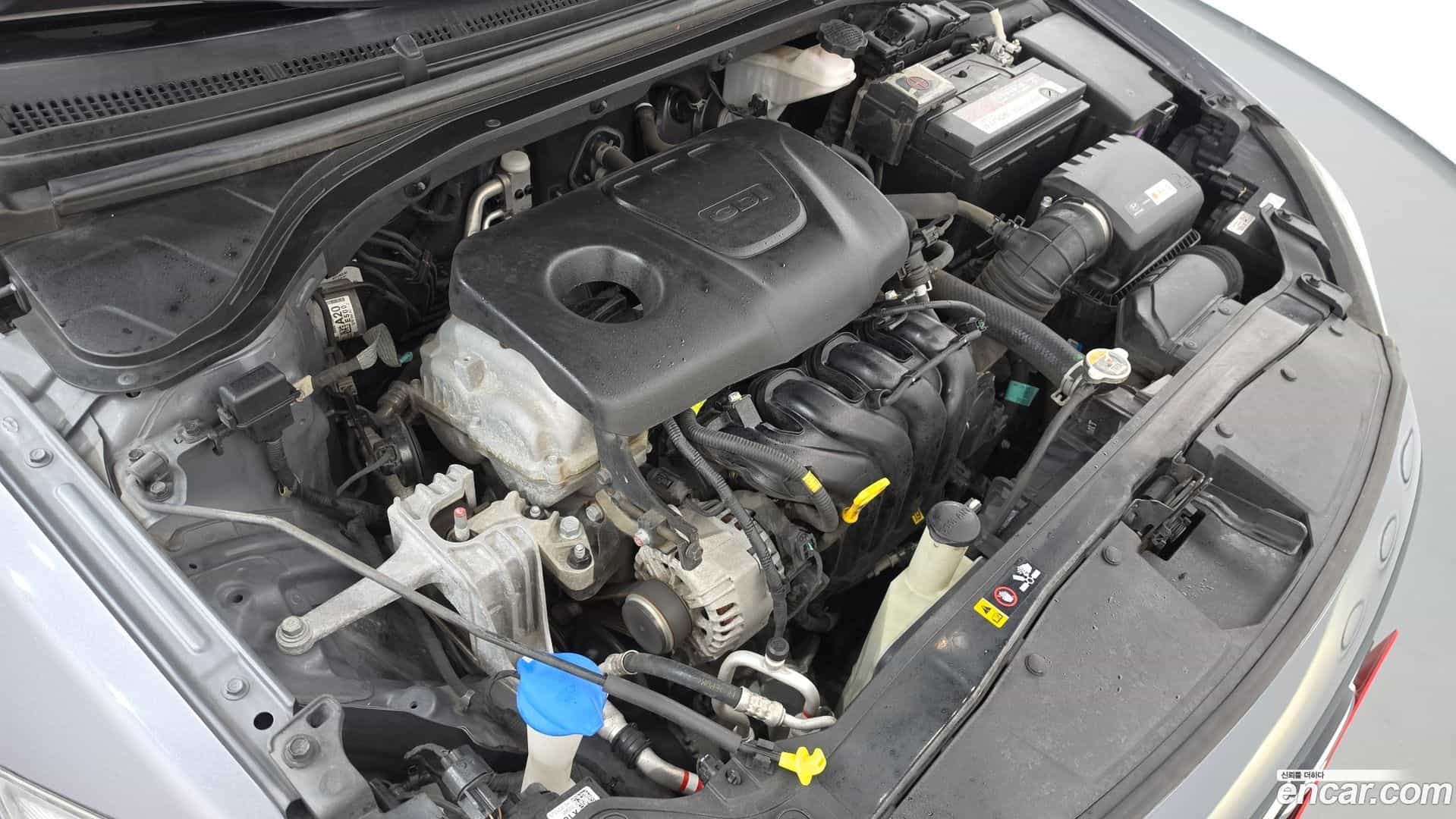 AVANTE Hyundai 2017.11-OUTER-006