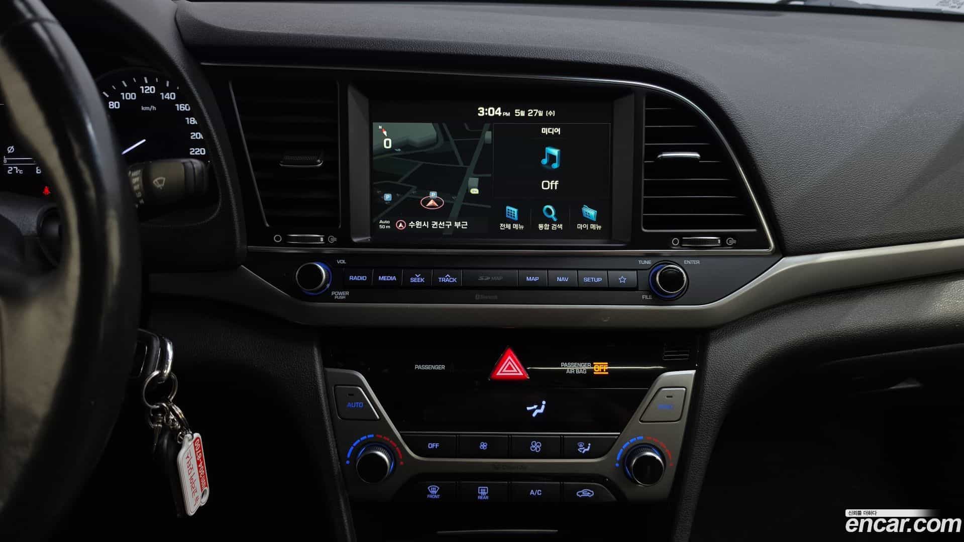 AVANTE Hyundai 2017.11-OPTION-017