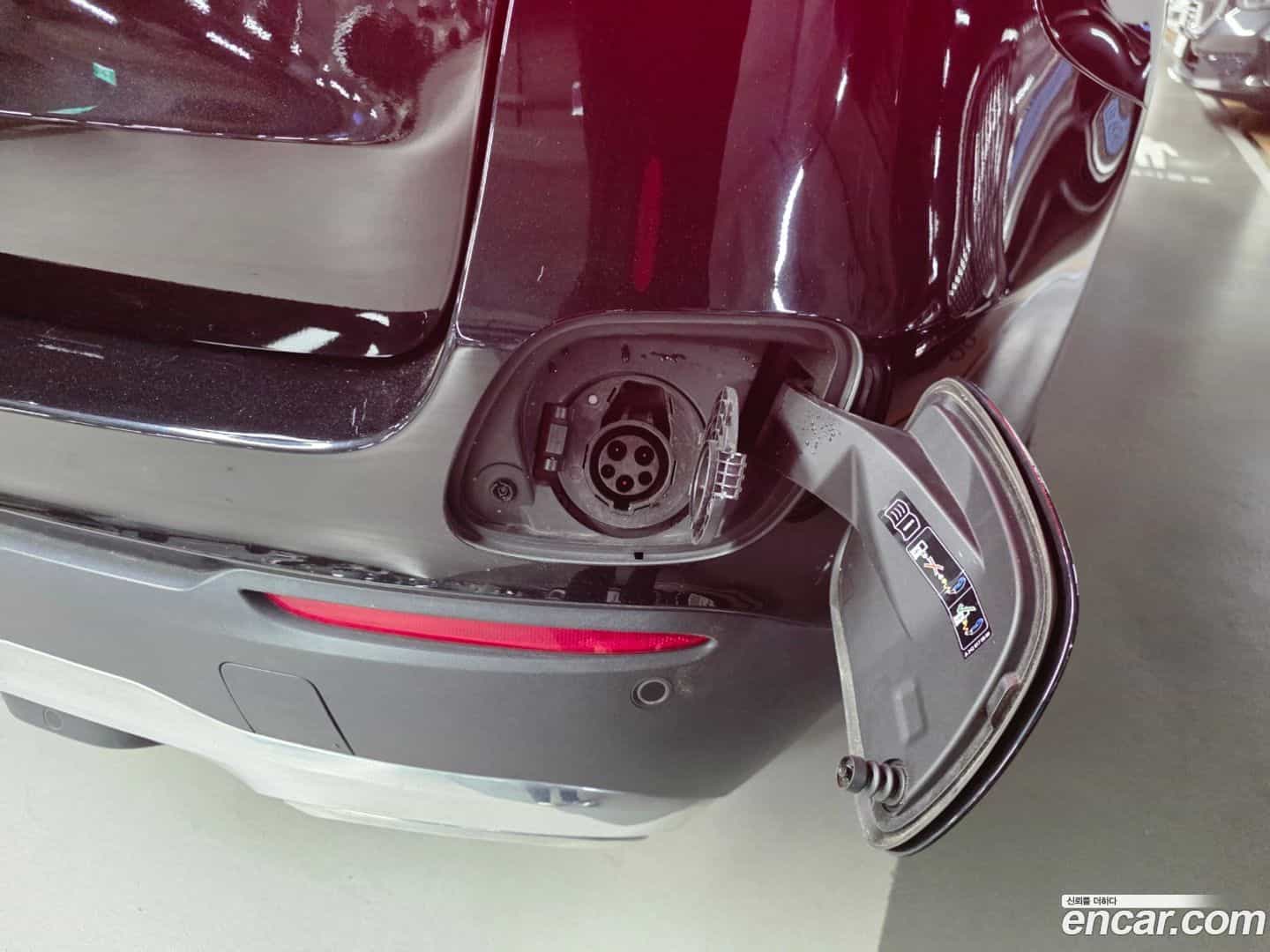 GLC-Class Mercedes-Benz 2021.0-OPTION-057