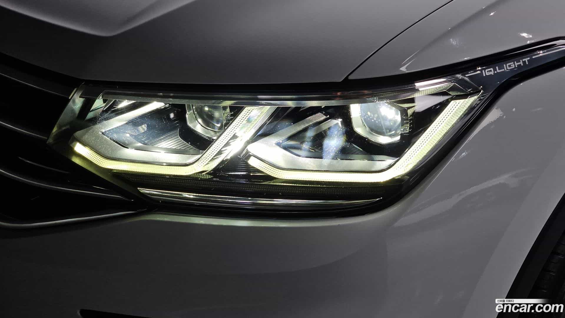 Tiguan Volkswagen 2022.1-OUTER-032