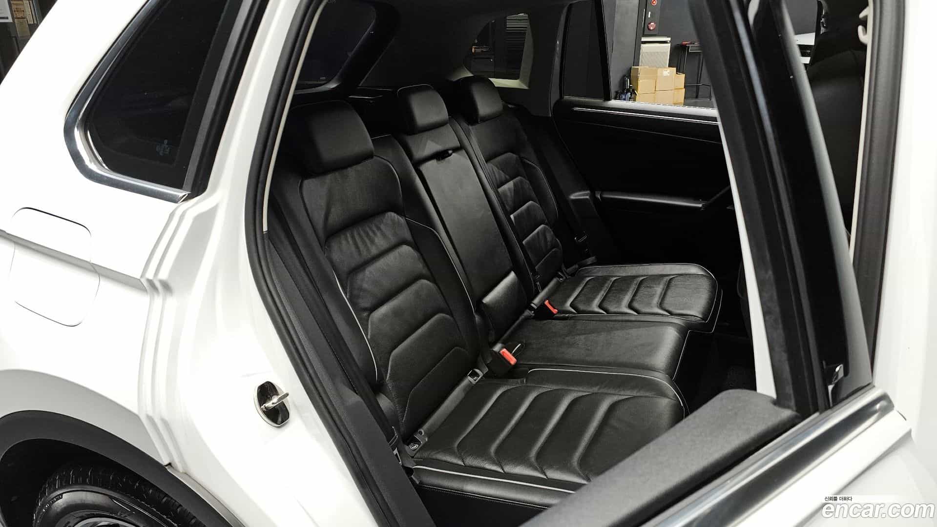 Tiguan Volkswagen 2022.1-INNER-036