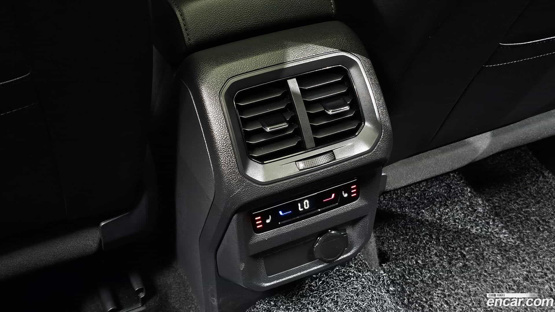 Tiguan Volkswagen 2022.1-OPTION-040
