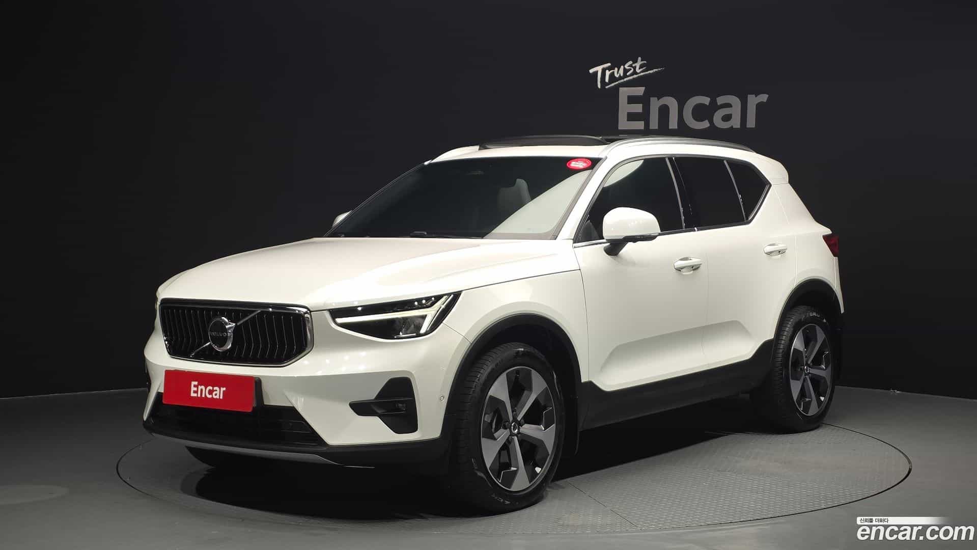 XC40 Volvo 2023.5-OUTER-001