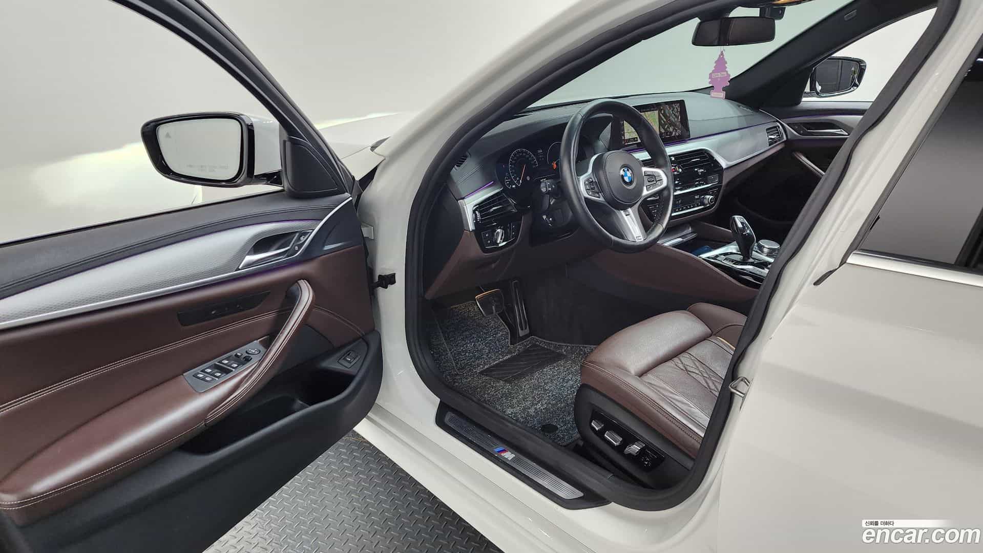 5-Series BMW 2019.3-INNER-010
