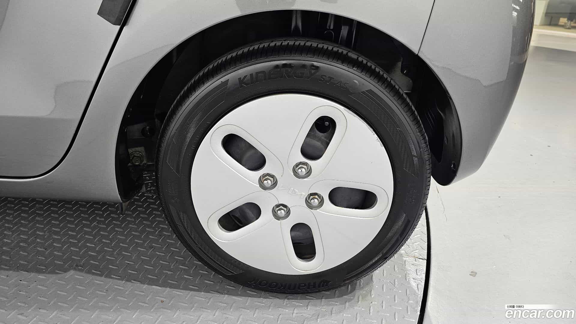 RAY Kia 2024.6-OUTER-031