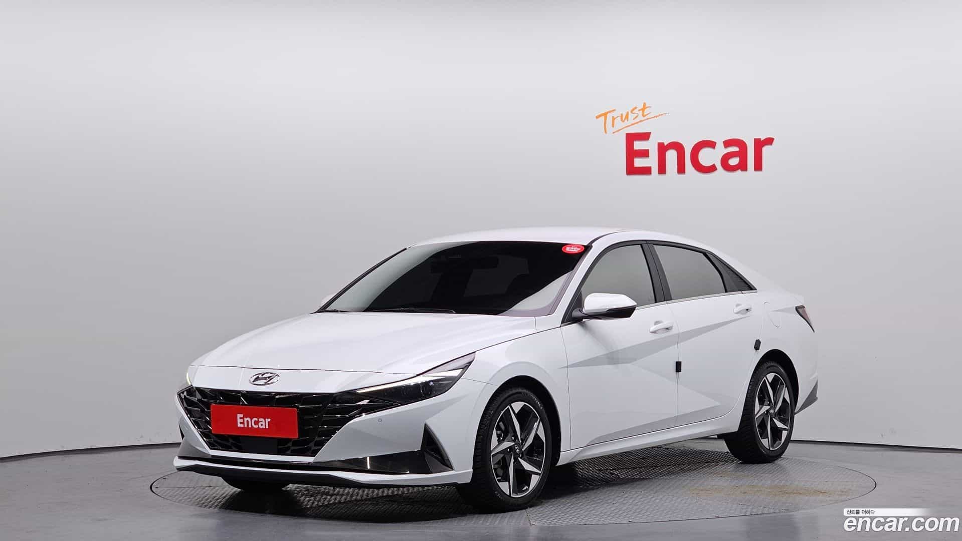AVANTE Hyundai 2021.1-OUTER-001