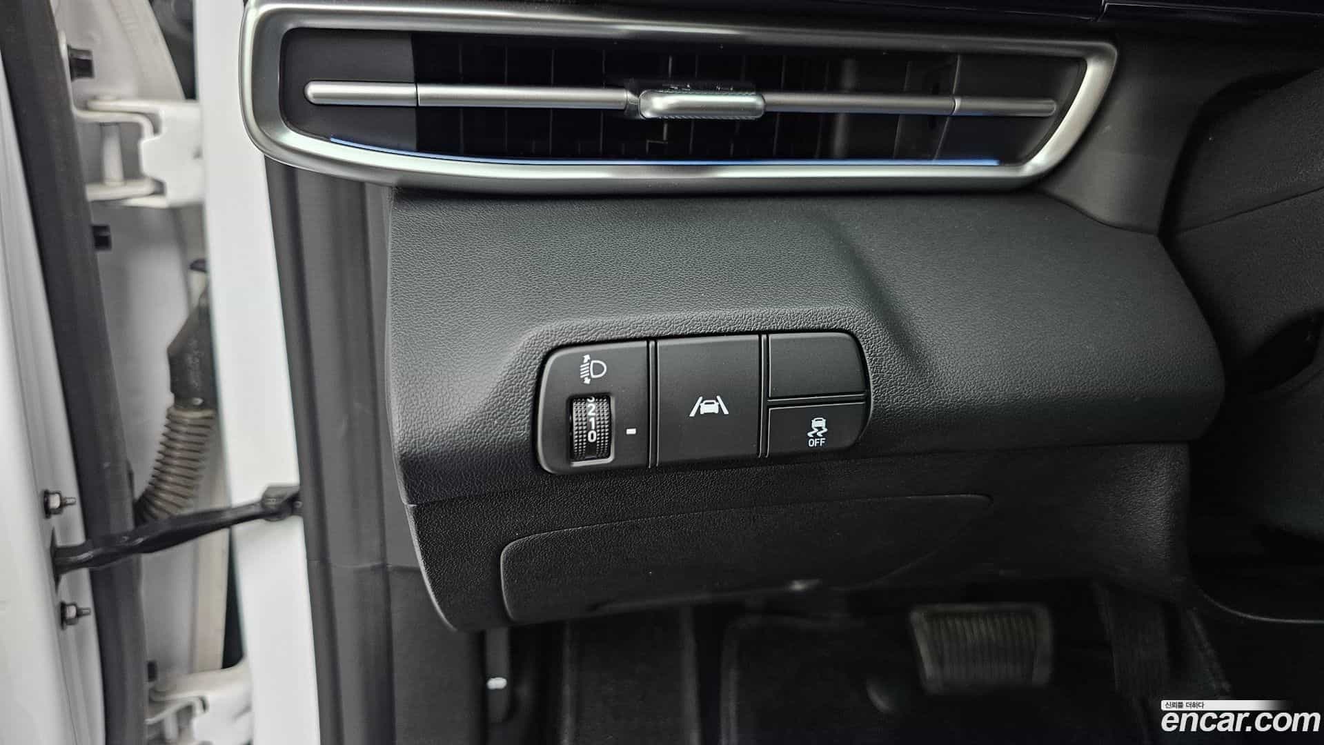 AVANTE Hyundai 2021.1-OPTION-023