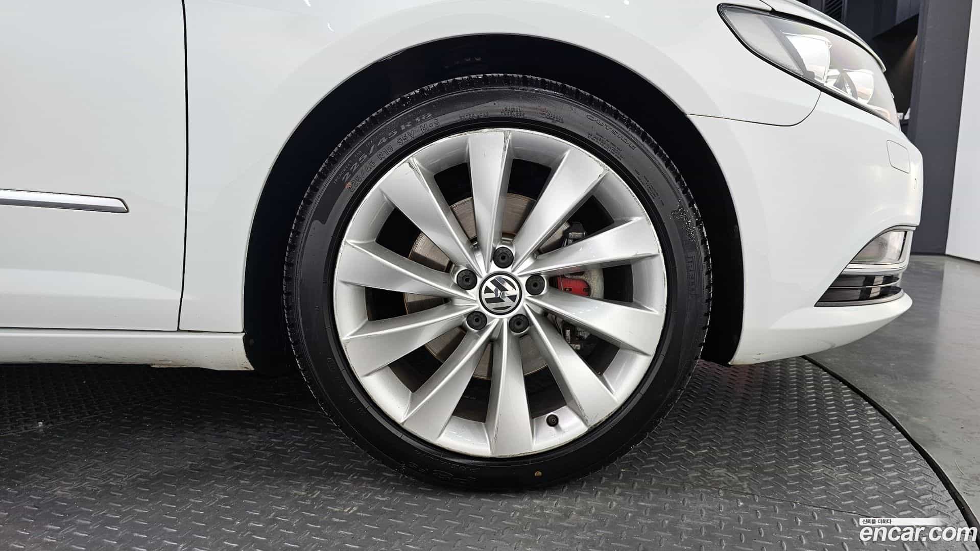 CC Volkswagen 2016.5-OUTER-031