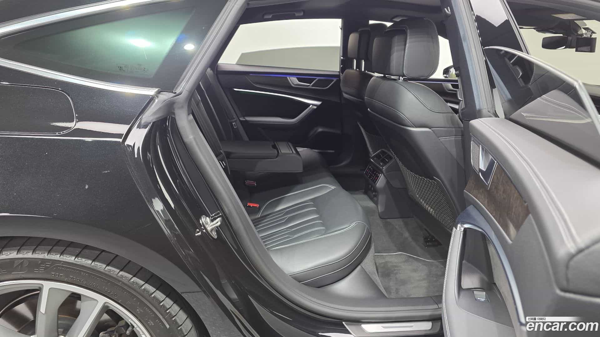 A7 Audi 2020.11-OPTION-015
