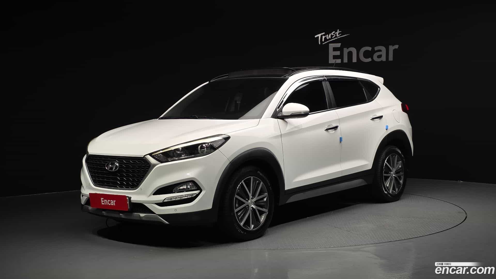 Tucson Hyundai 2016.6-OUTER-001