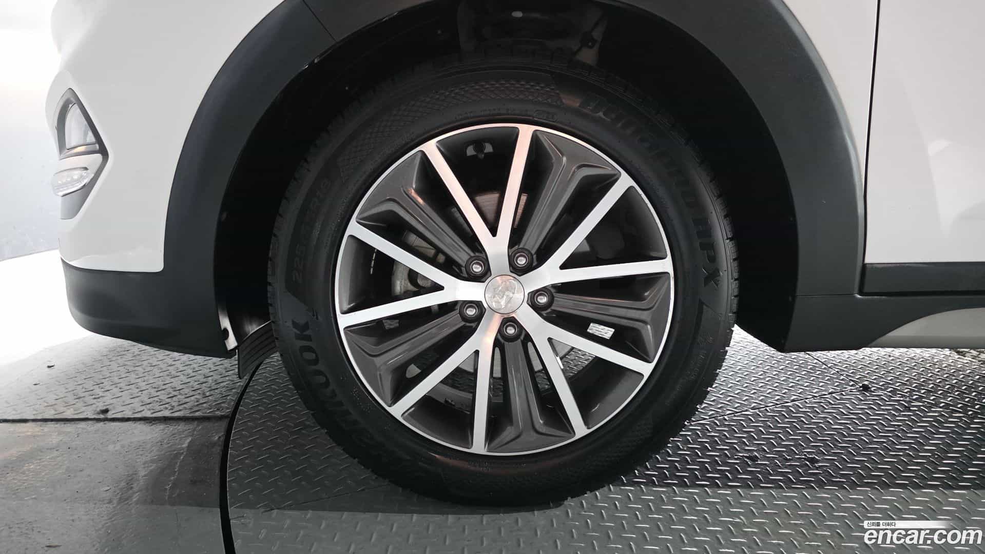 Tucson Hyundai 2016.6-OUTER-005