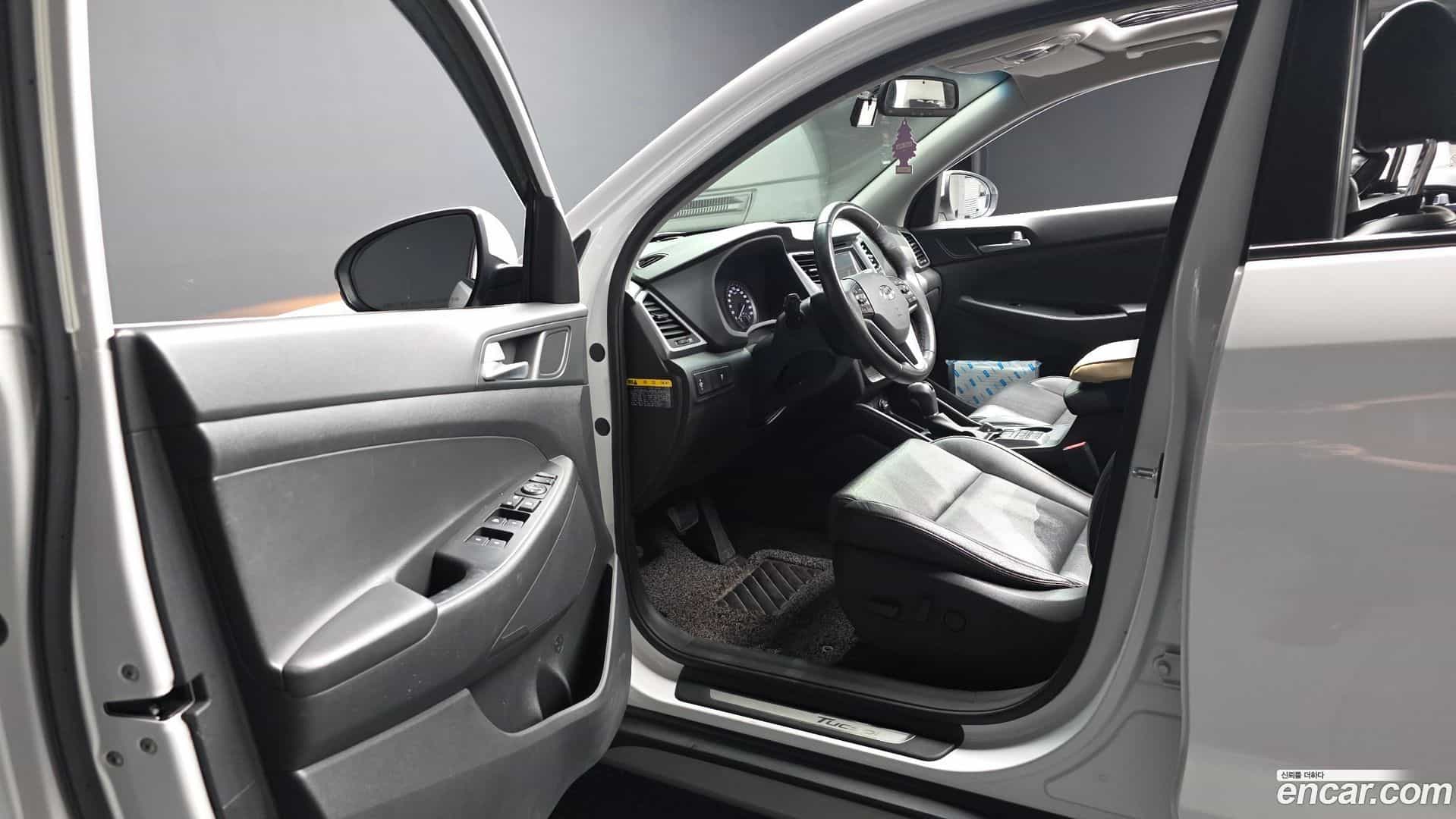 Tucson Hyundai 2016.6-INNER-010