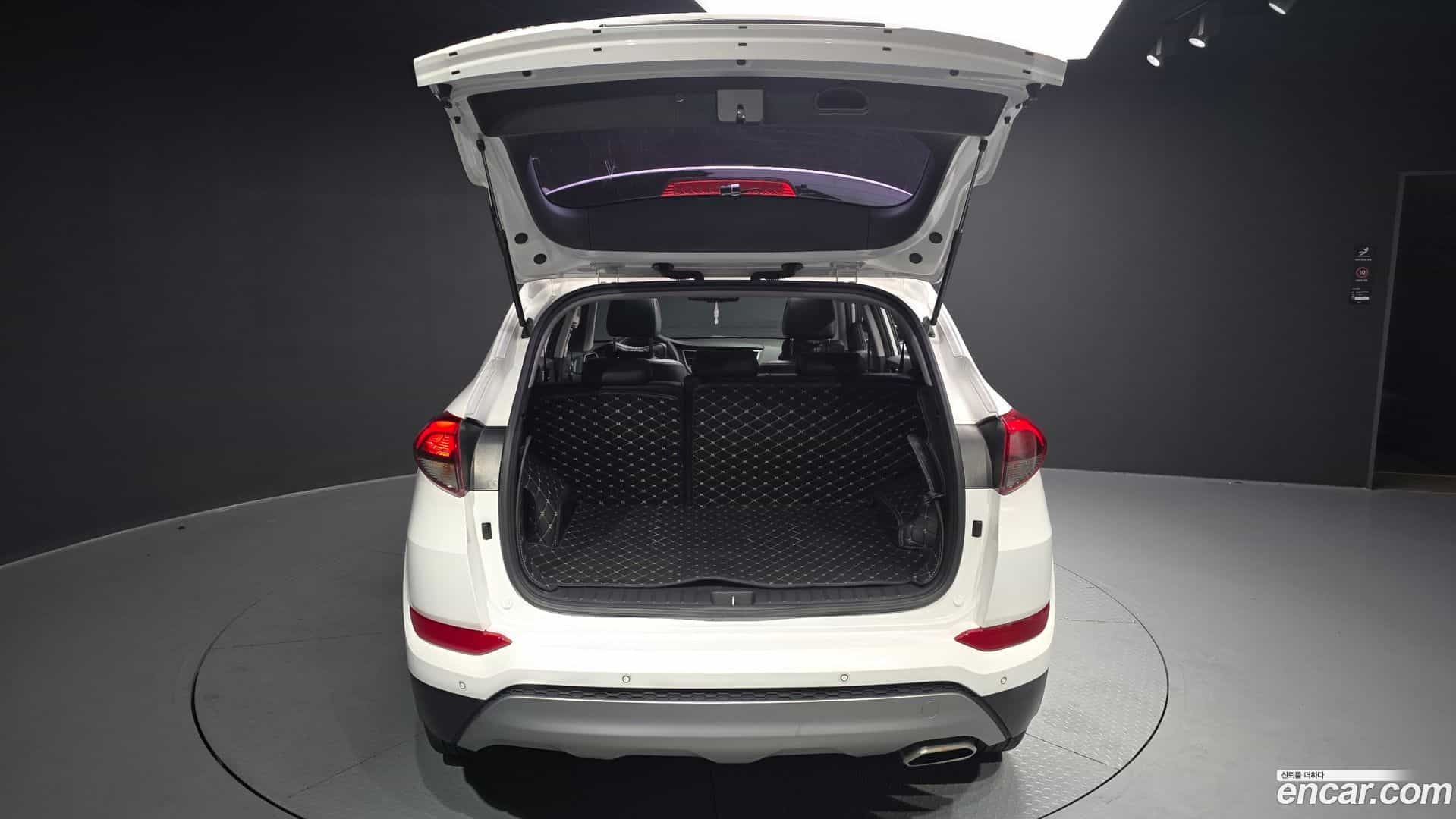 Tucson Hyundai 2016.6-OPTION-024