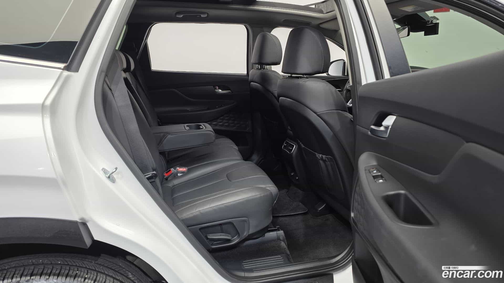 Santafe Hyundai 2023.1-OPTION-016