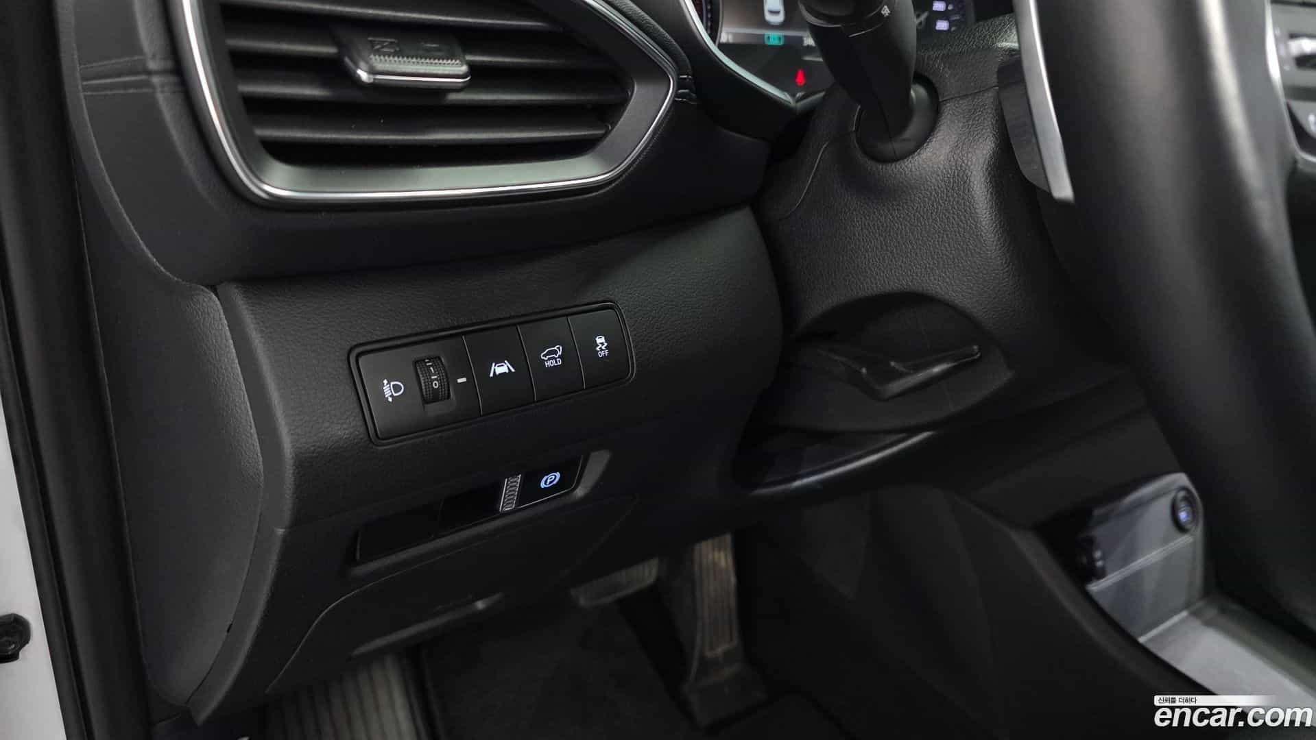 Santafe Hyundai 2023.1-OPTION-018