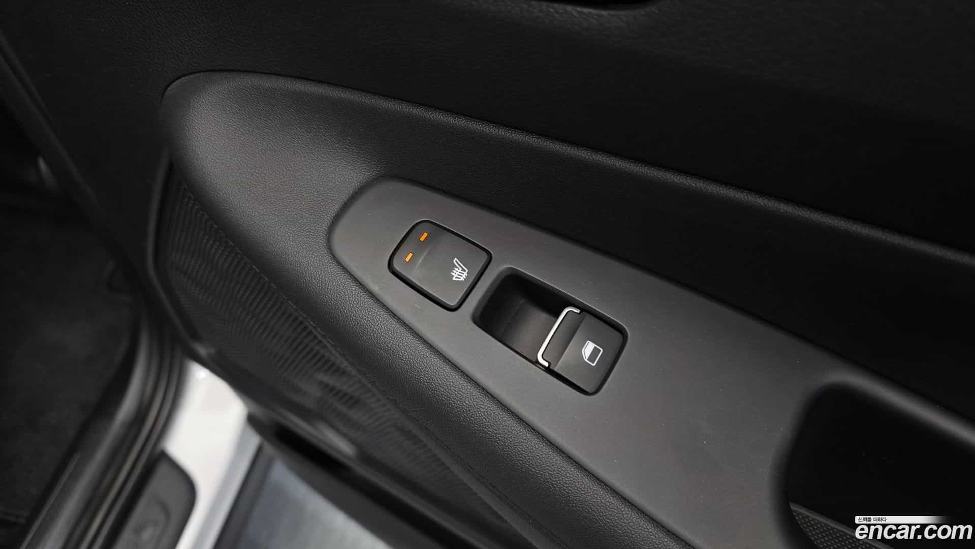 Santafe Hyundai 2023.1-OPTION-022