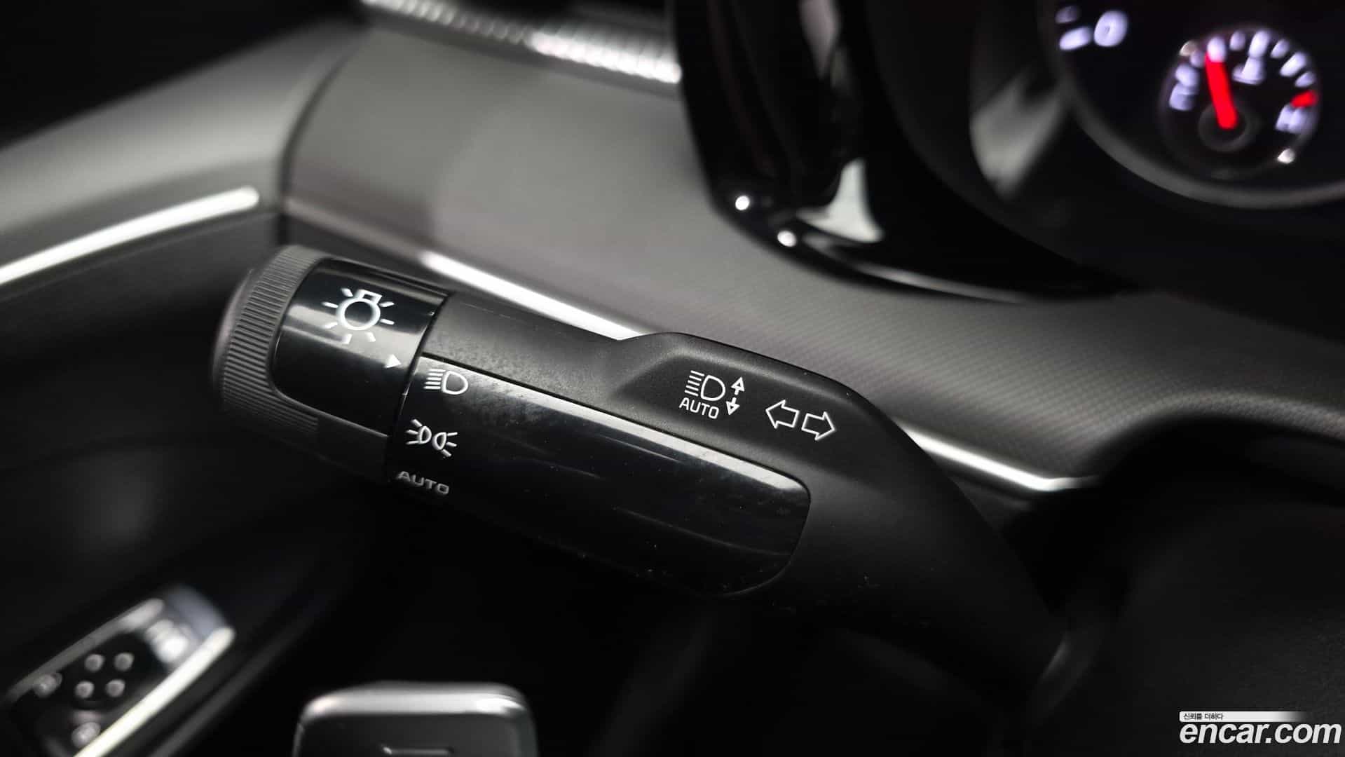 K5 Kia 2023.2-OPTION-041