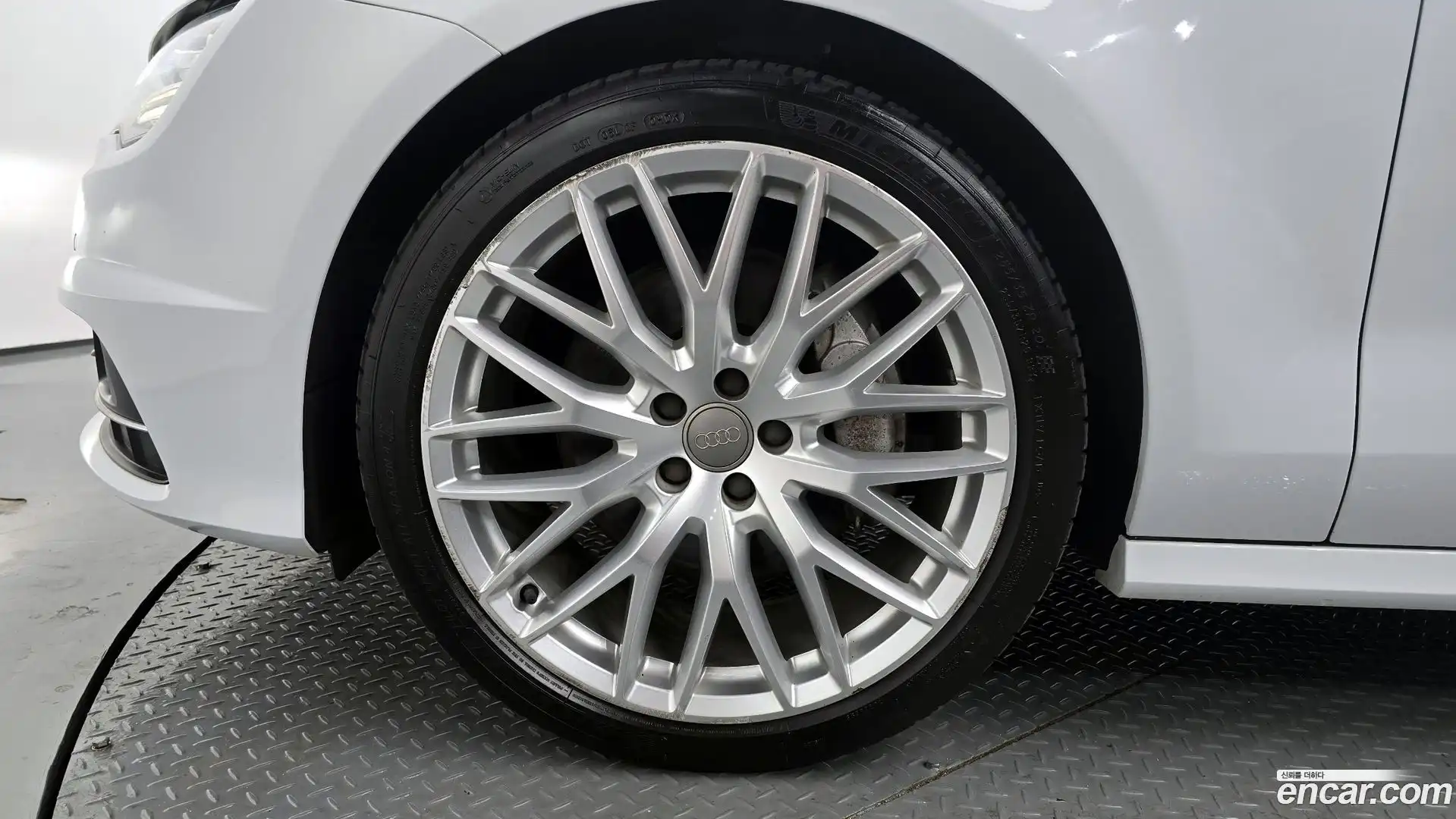 A7 Audi 2015.10-OUTER-005