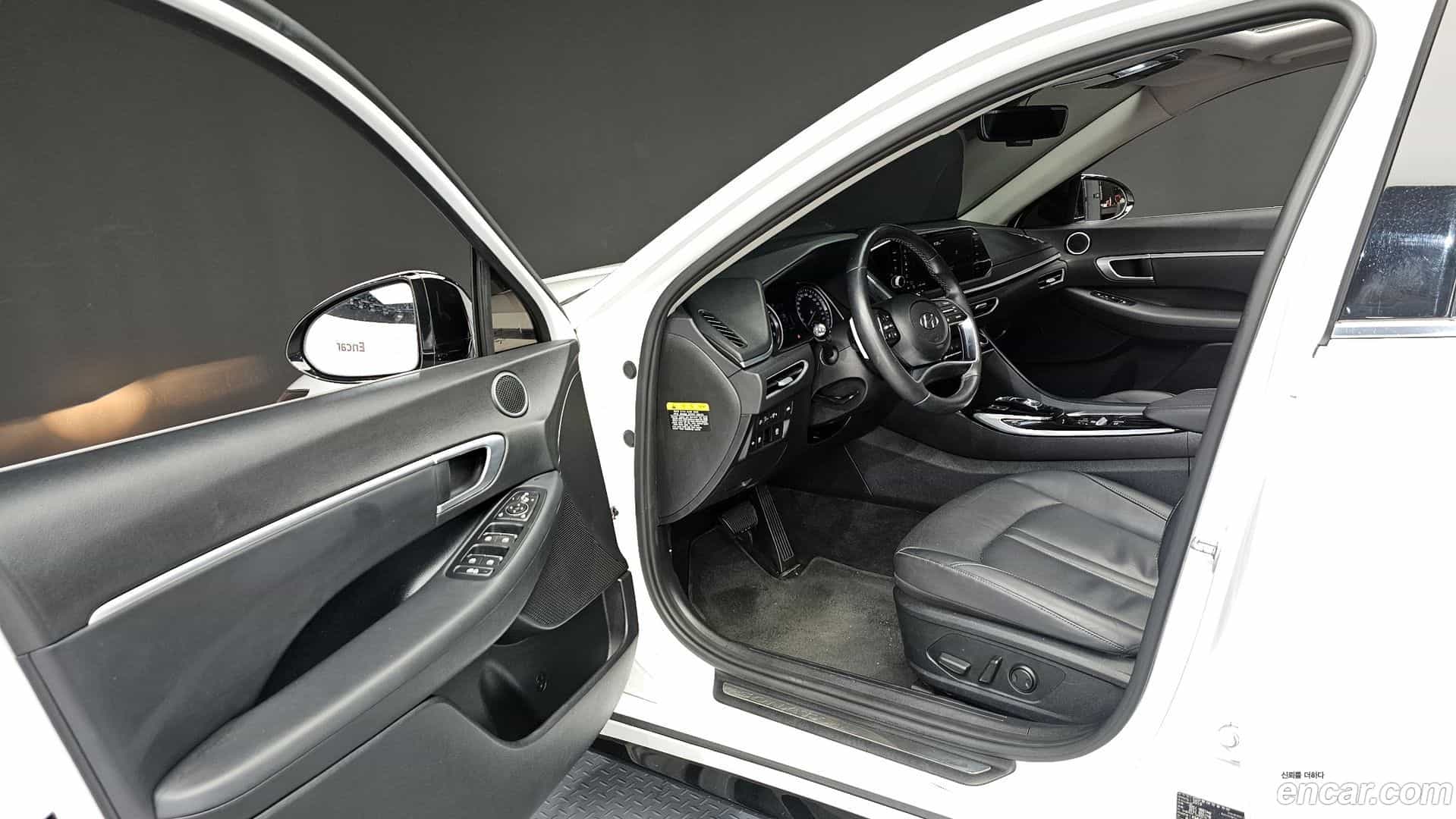 Sonata Hyundai 2019.10-INNER-010