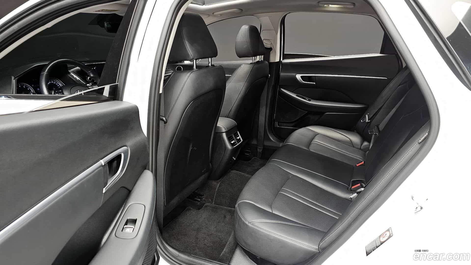 Sonata Hyundai 2019.10-OPTION-015