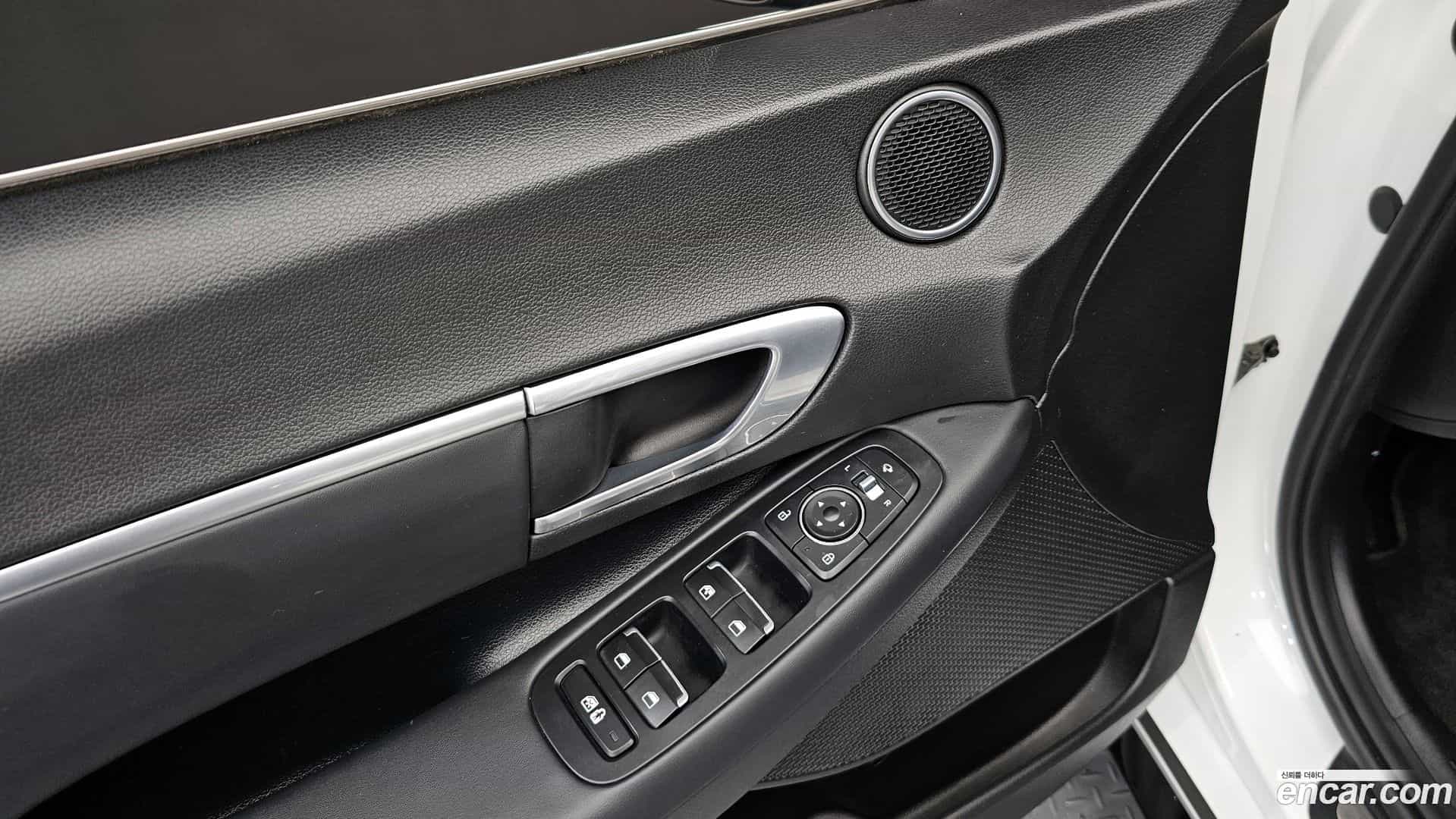 Sonata Hyundai 2019.10-OPTION-024
