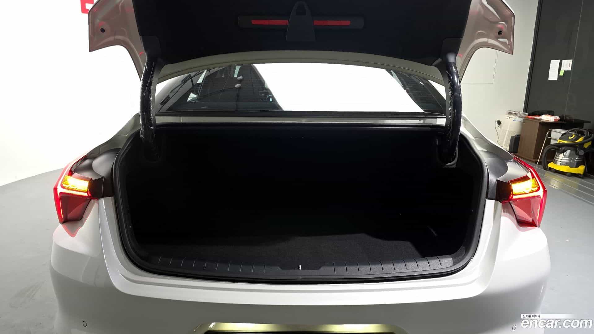 K8 Kia 2023.0-OPTION-042