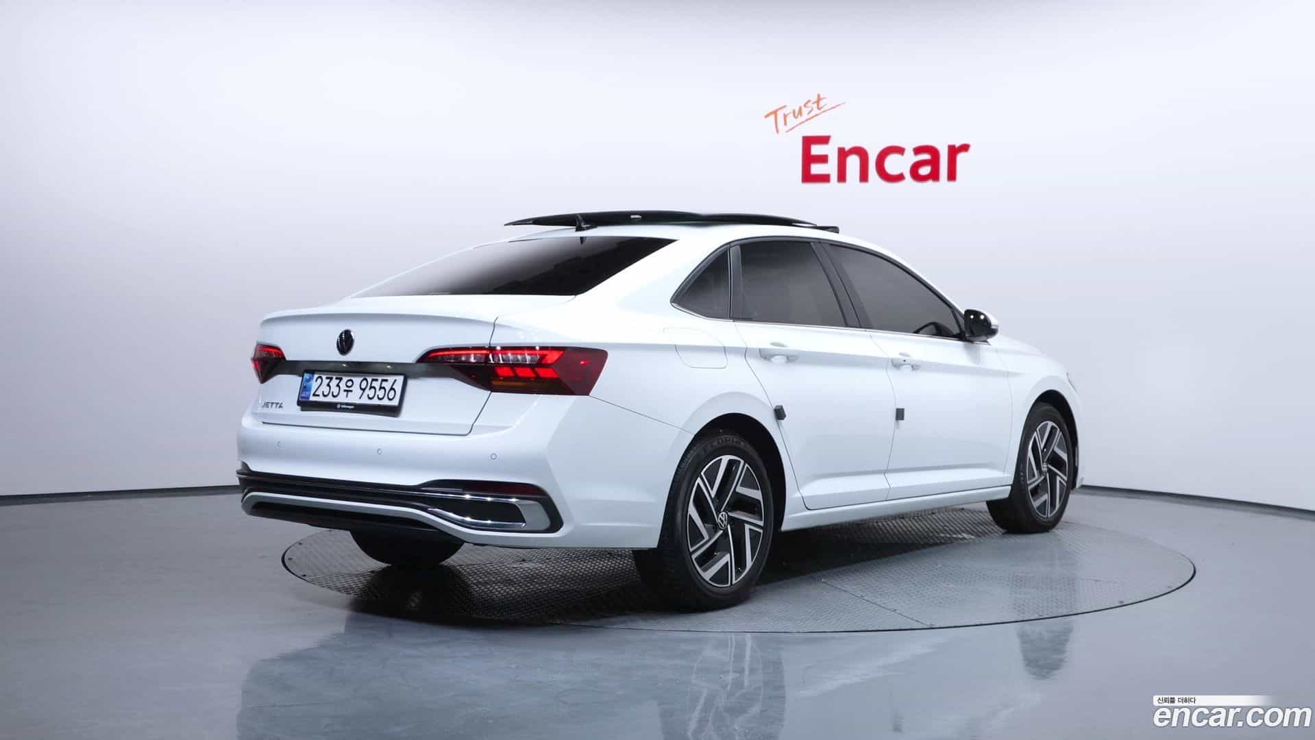 Jetta Volkswagen 2024.7-OUTER-002