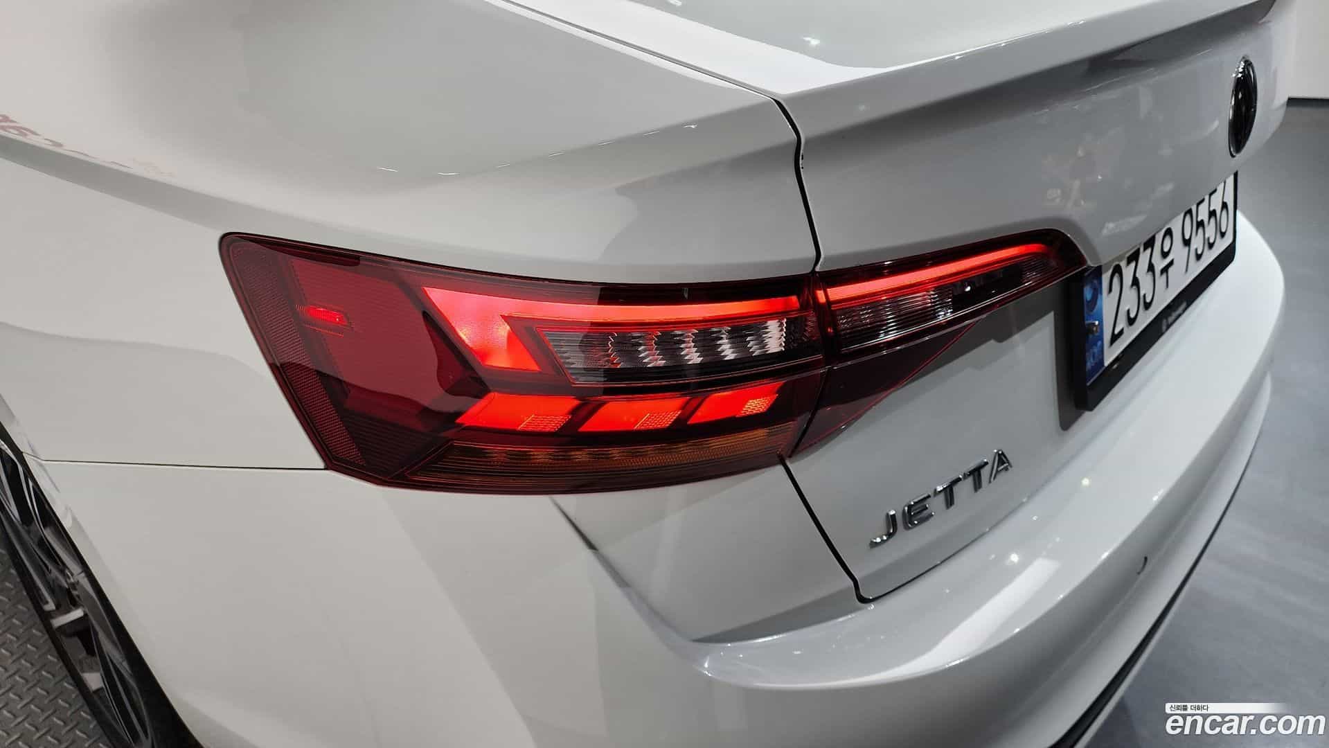 Jetta Volkswagen 2024.7-OUTER-033