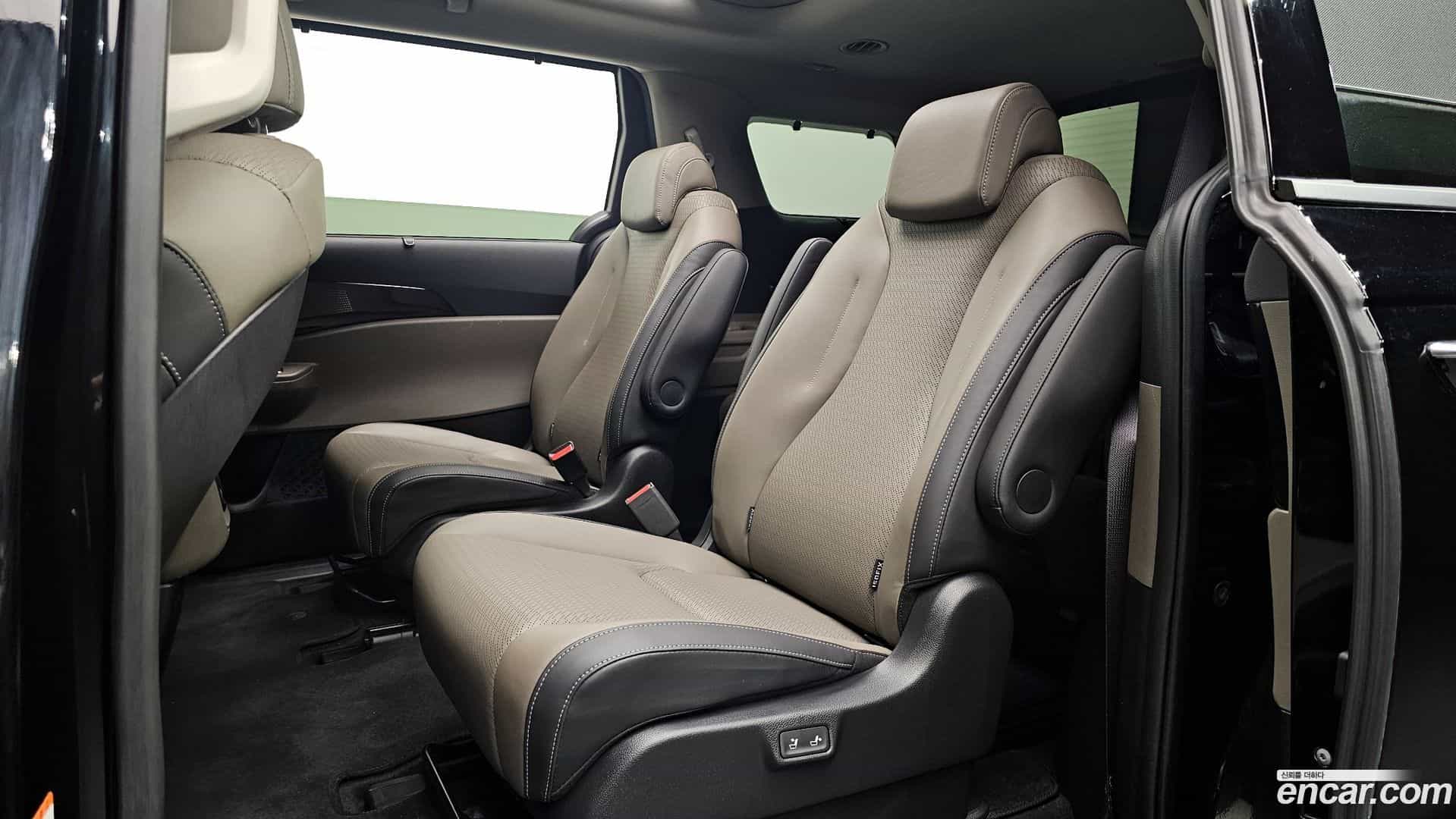 Canival Kia 2024.1-OPTION-044