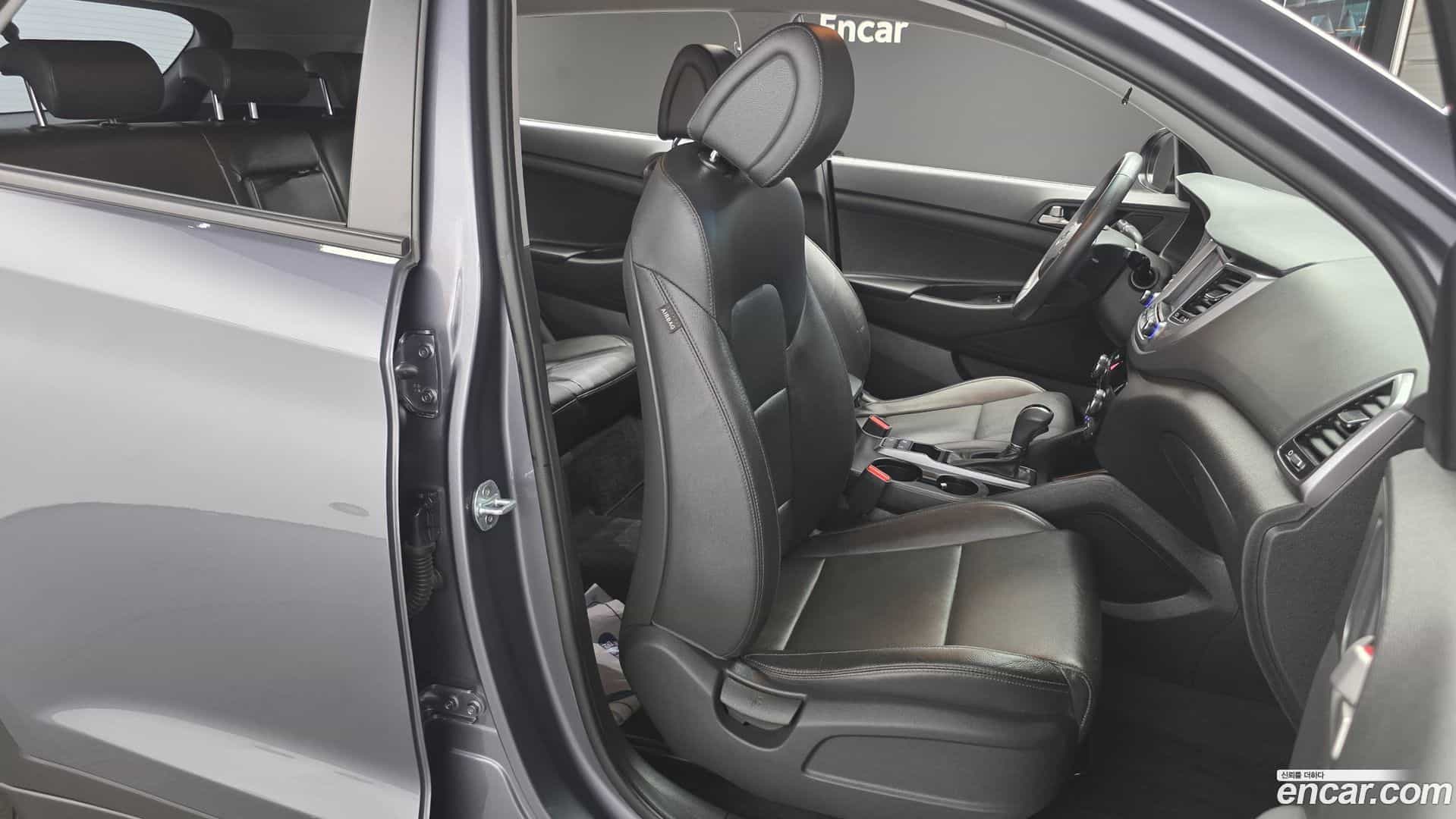 Tucson Hyundai 2018.6-INNER-036