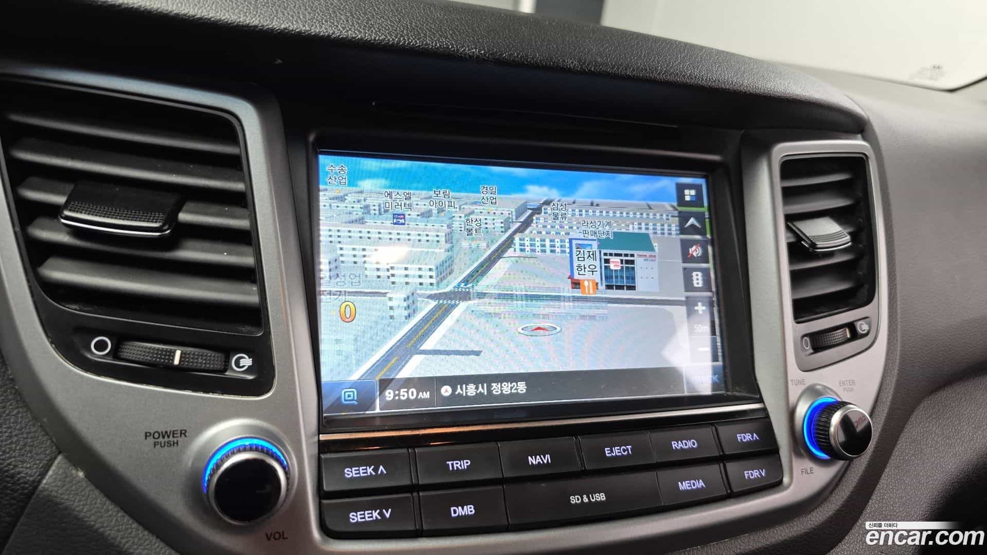 Tucson Hyundai 2018.6-OPTION-041