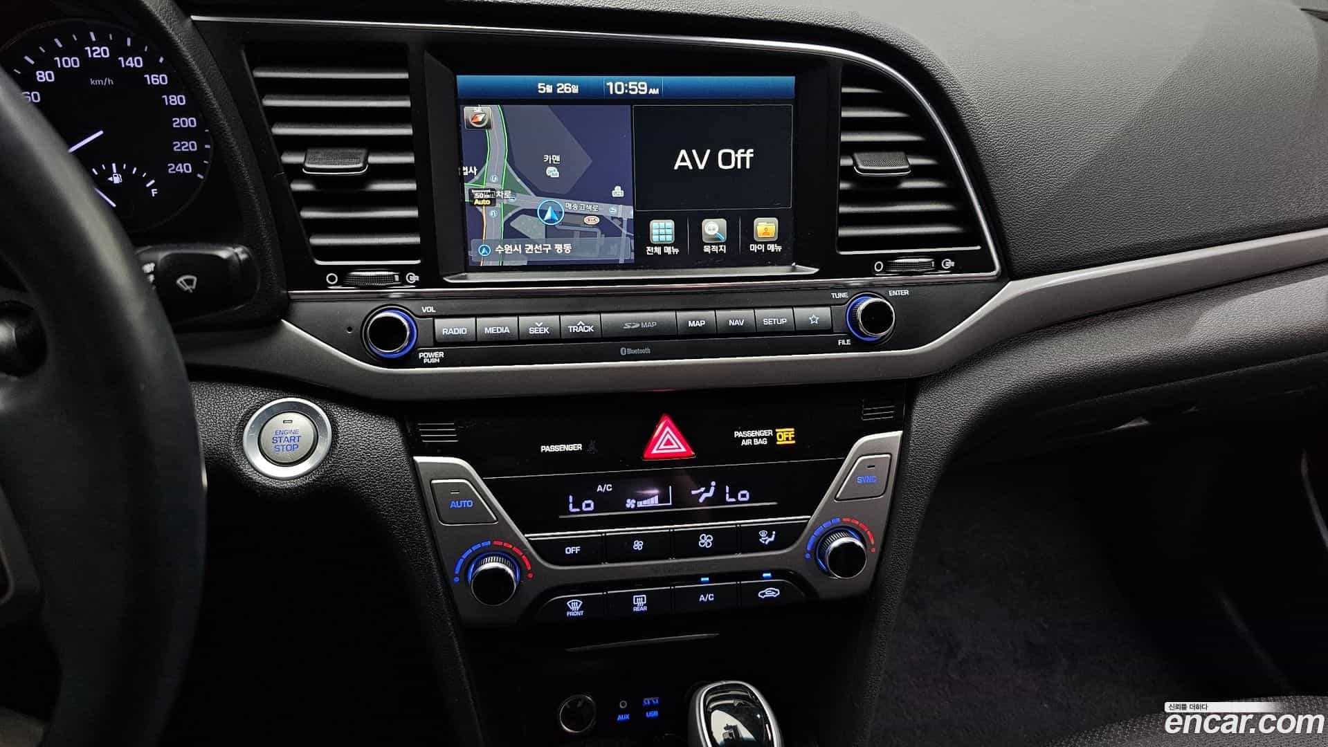 AVANTE Hyundai 2017.4-OPTION-017