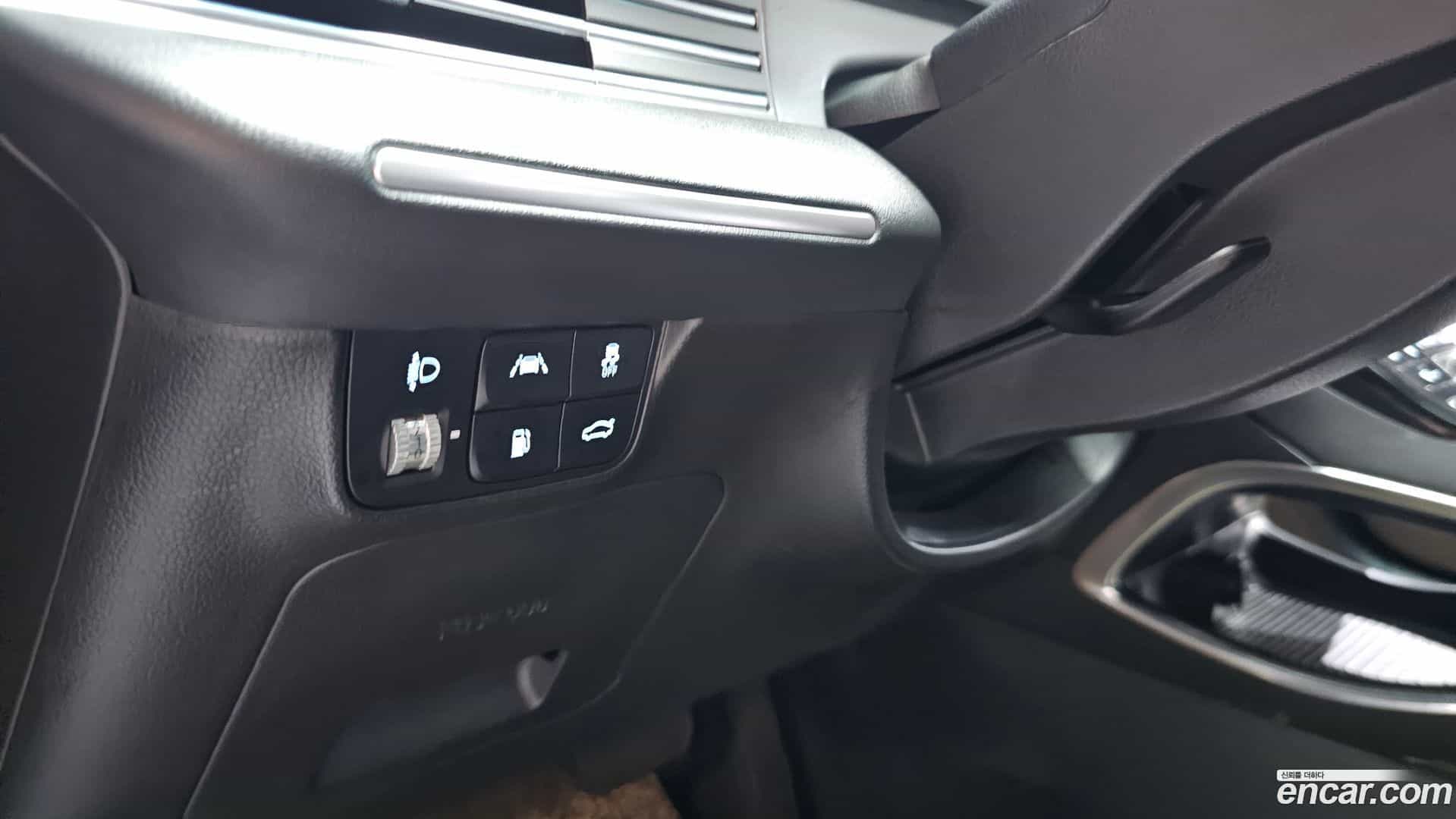 Grandeur Hyundai 2021.11-OPTION-024