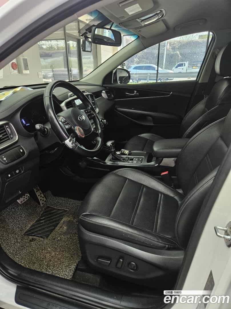 Sorento Kia 2018.0-OPTION-015