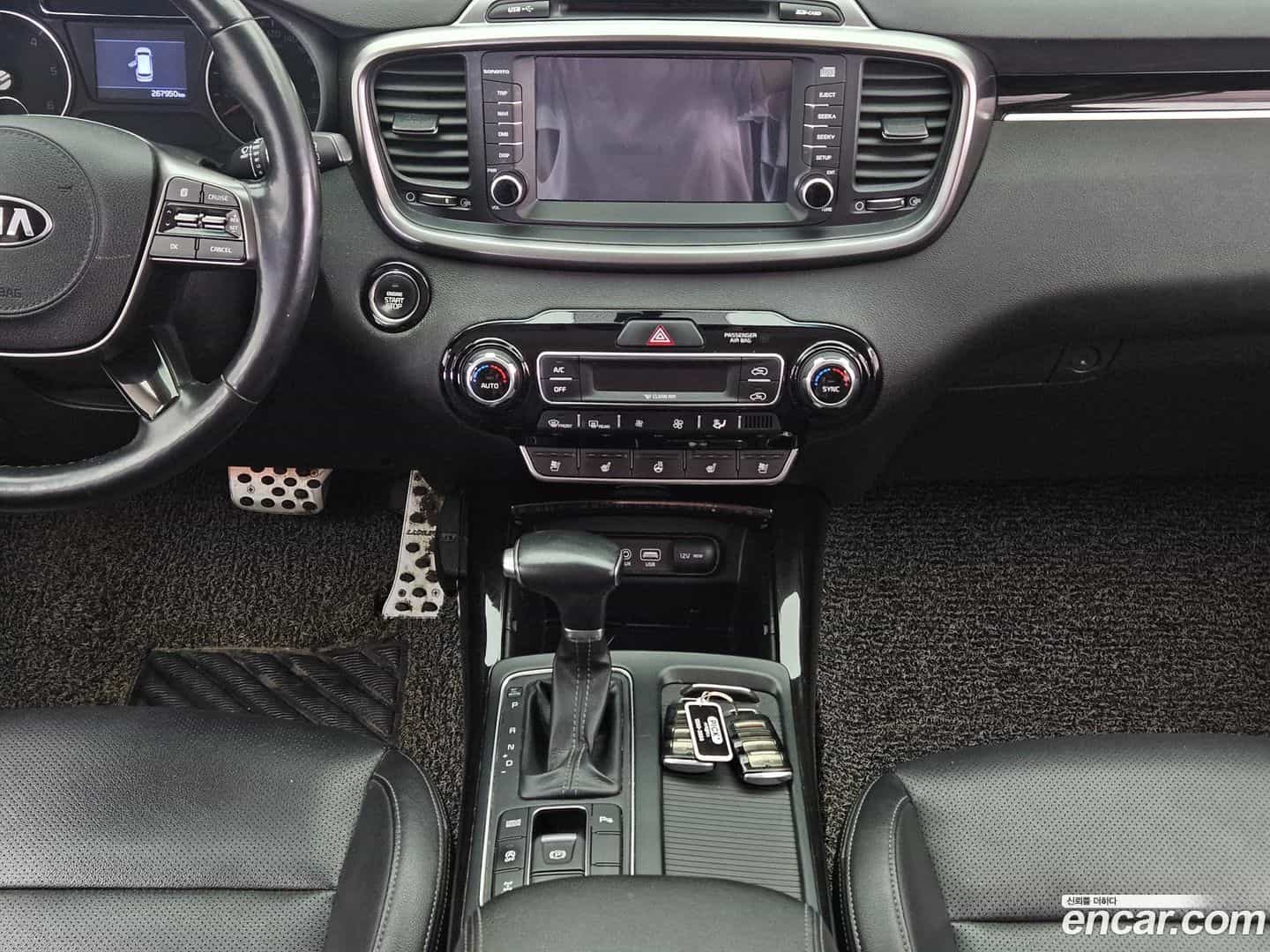 Sorento Kia 2018.0-OPTION-020