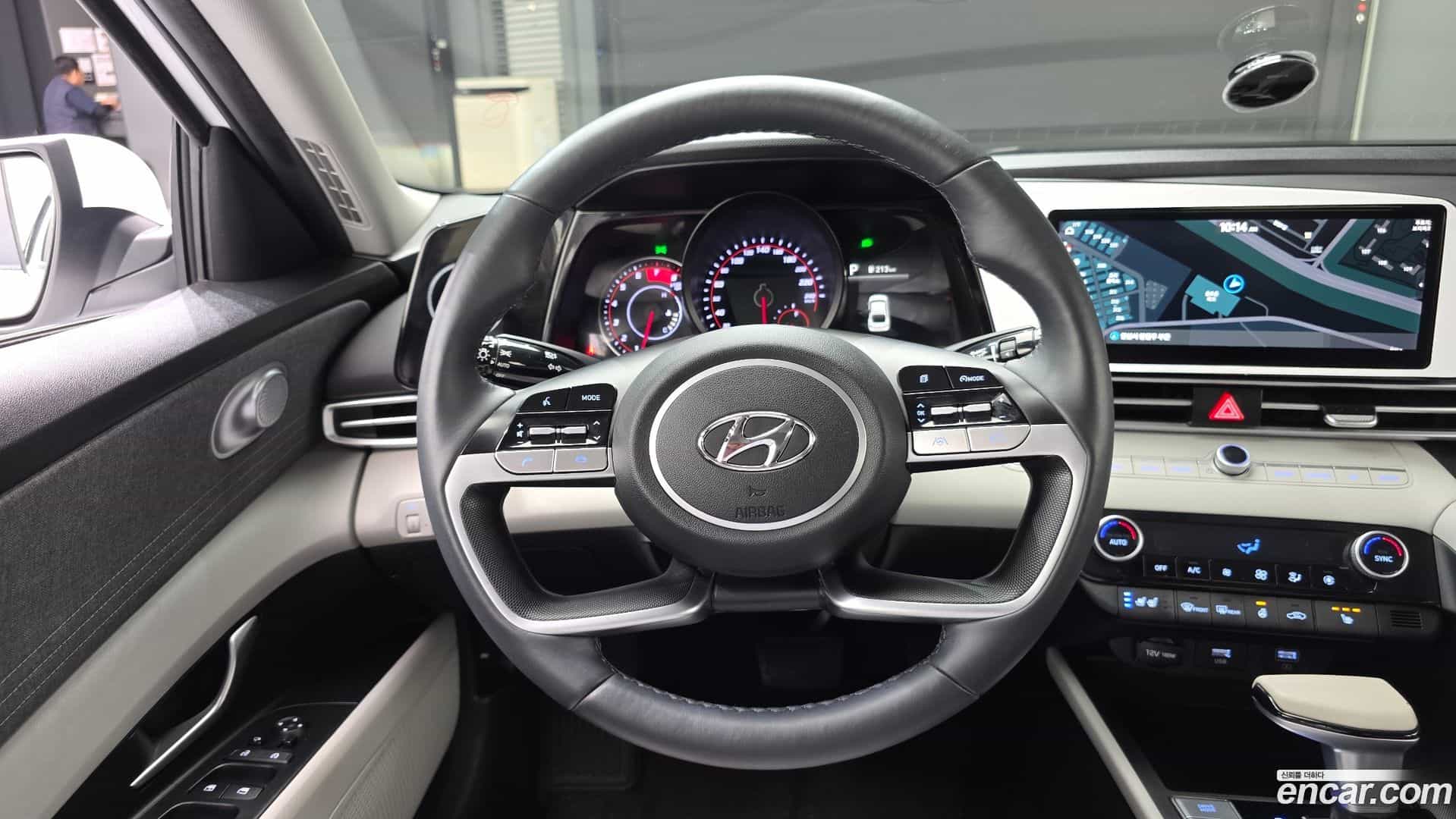 AVANTE Hyundai 2021.4-OPTION-016
