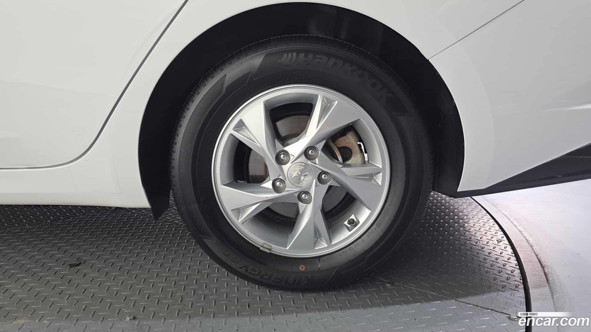 AVANTE Hyundai 2021.4-OUTER-031