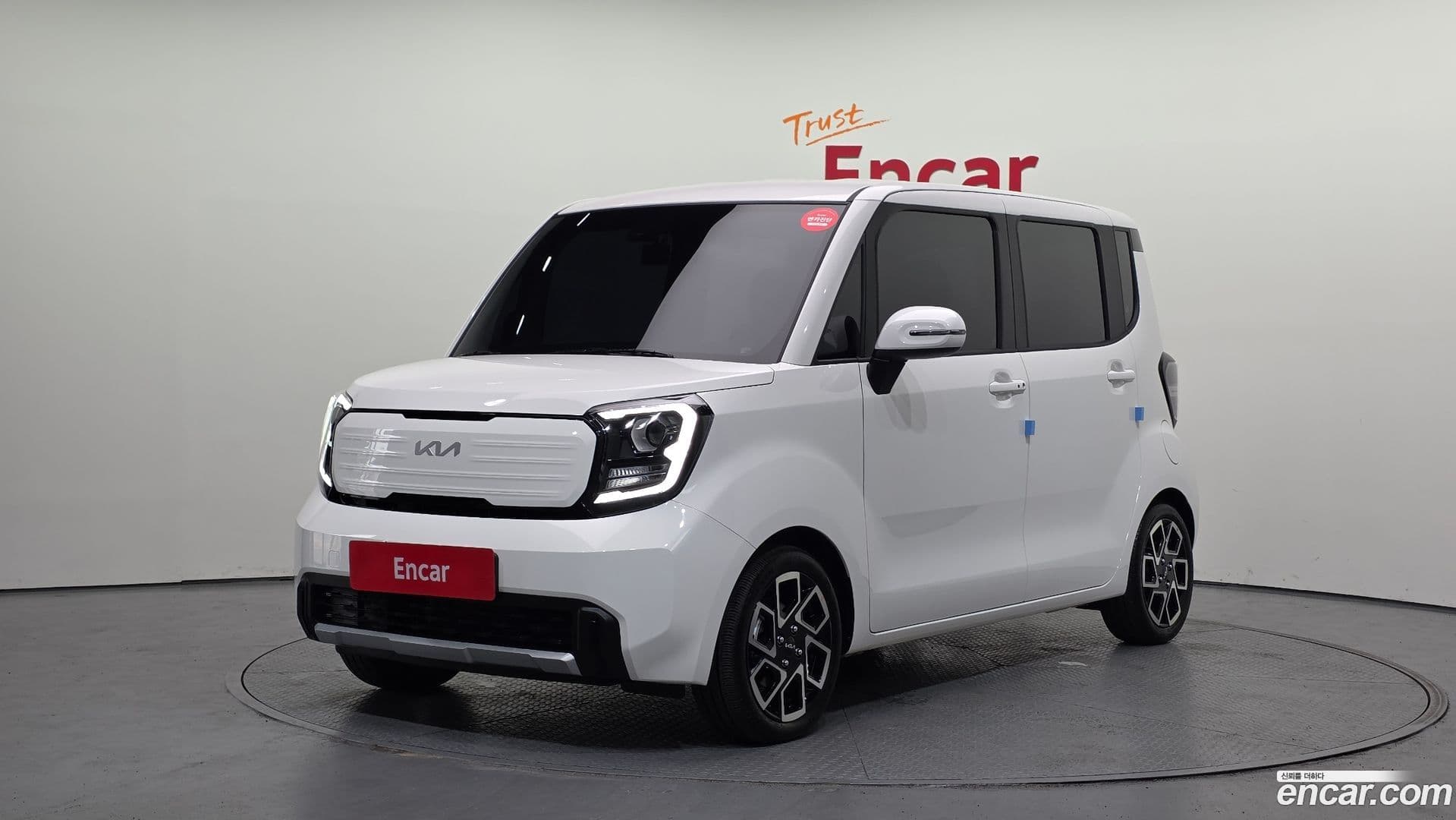 Main__Slider__Photo:RAY Kia 2023.9-0