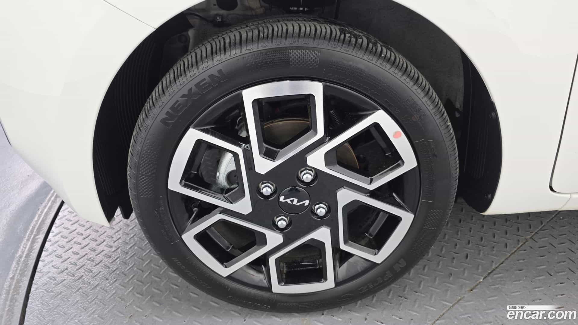 RAY Kia 2023.9-OUTER-005
