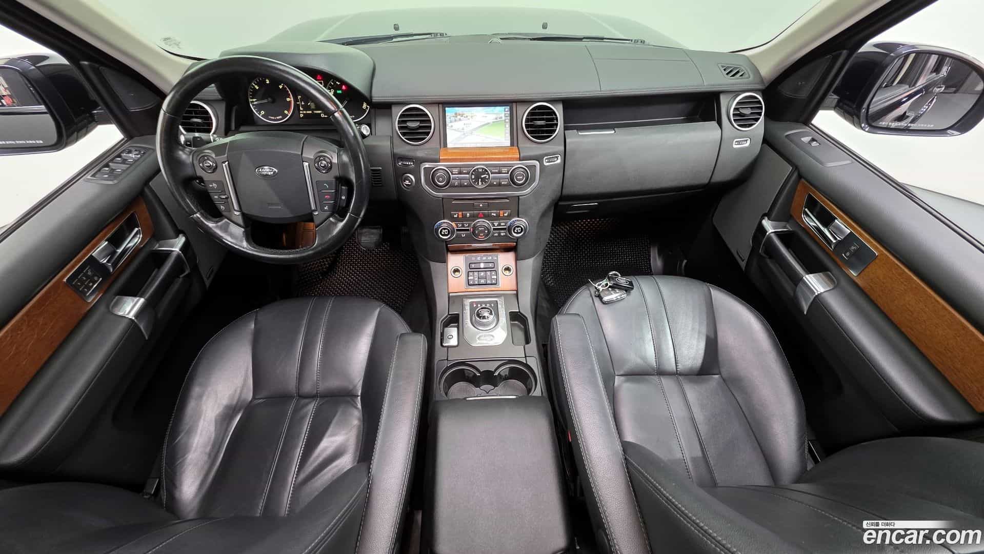 Discovery Land Rover 2015.5-INNER-007